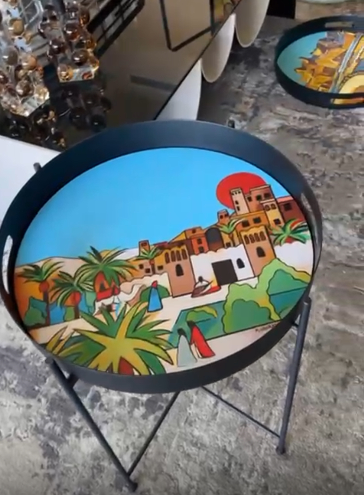 Foldable table riyadh
