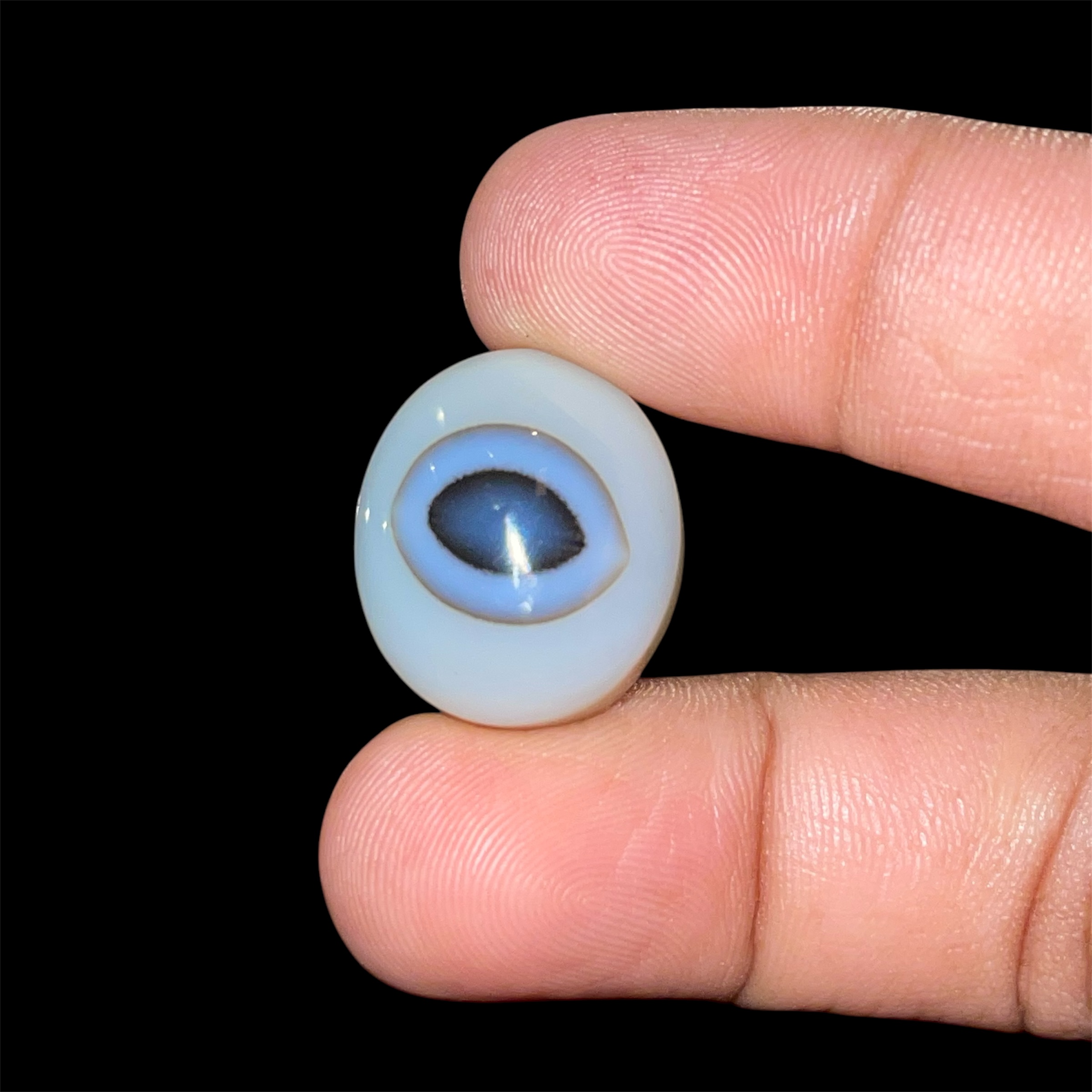 عقيق يماني على شكل عين 👁️‍🗨️13