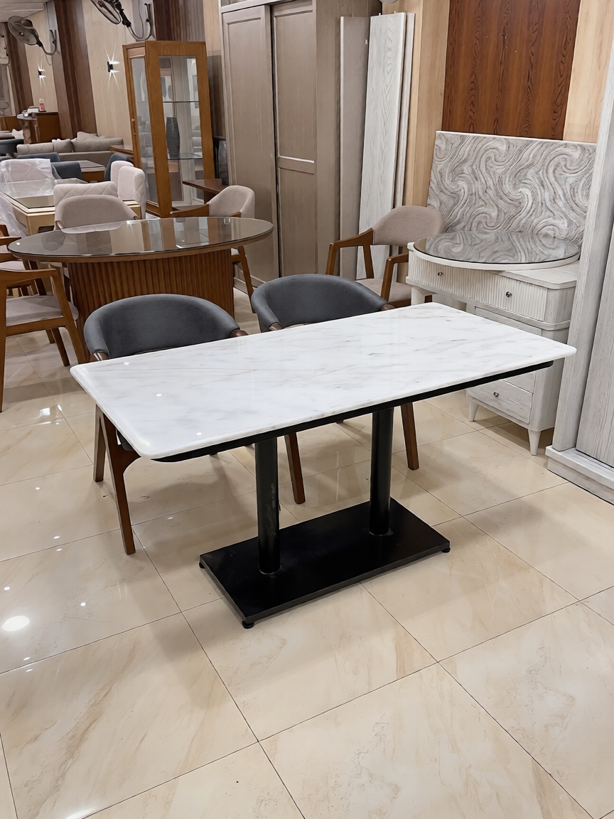 طاولة كافيه