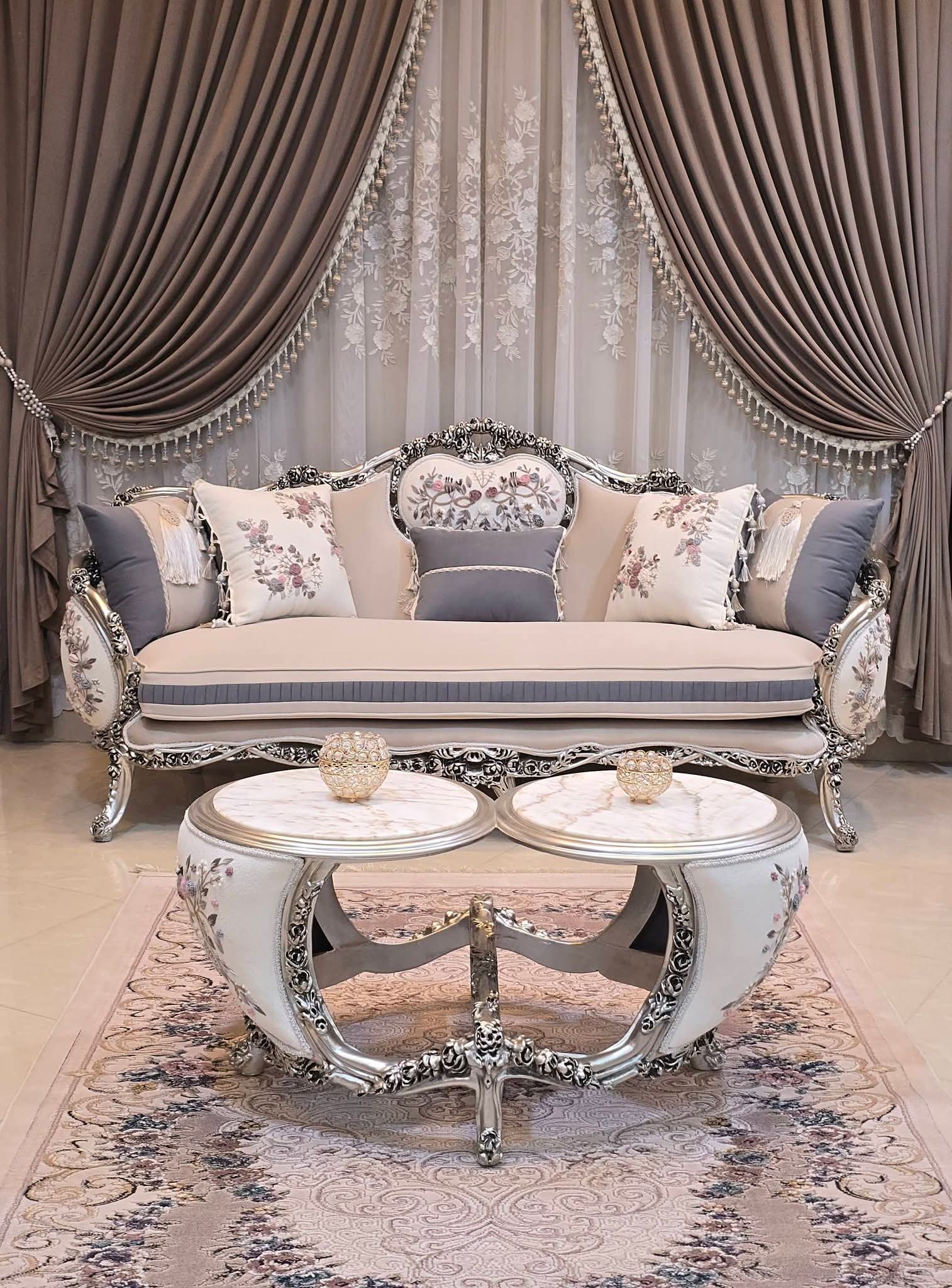 طقم كنب
