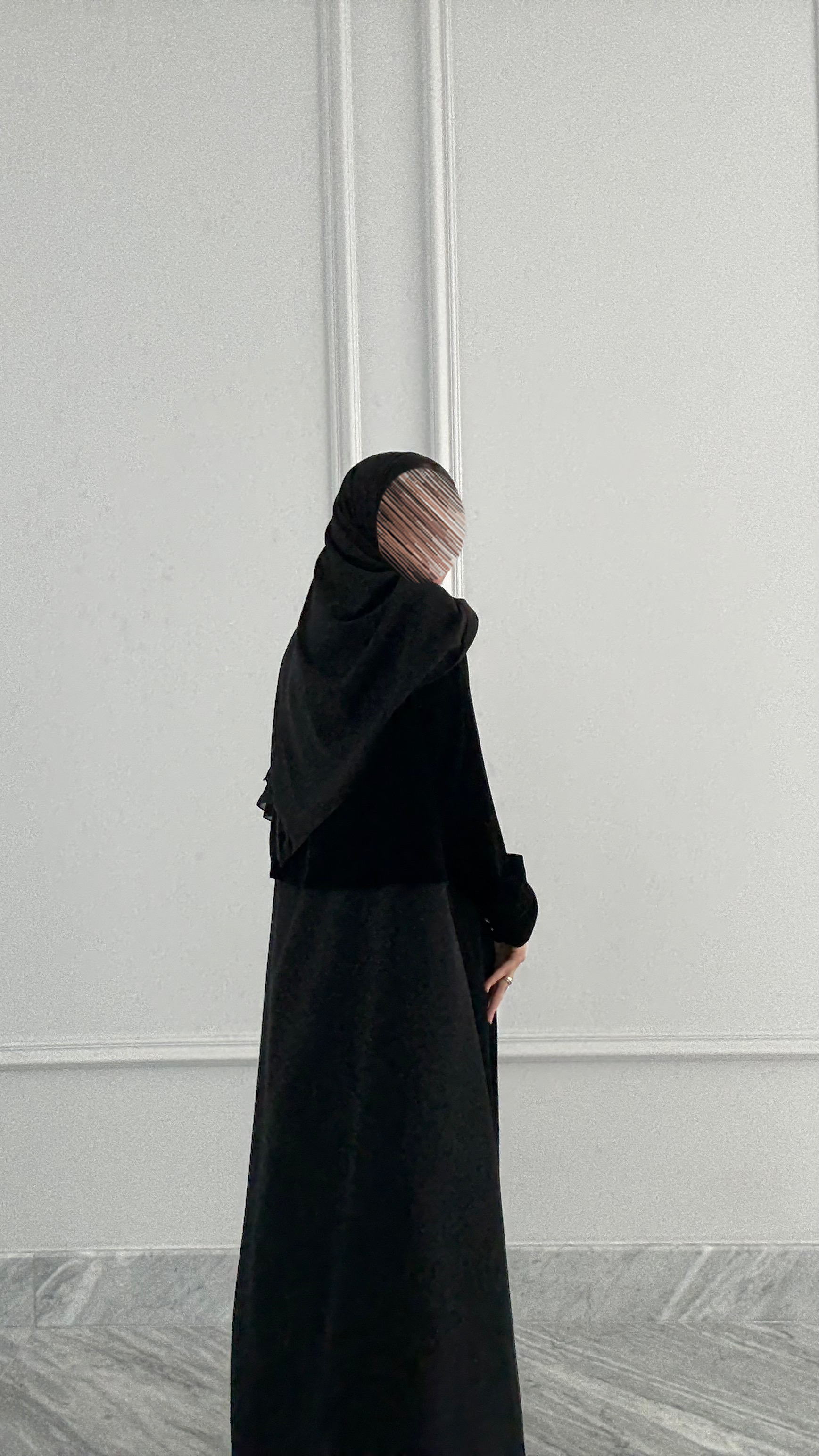 Velvet abaya