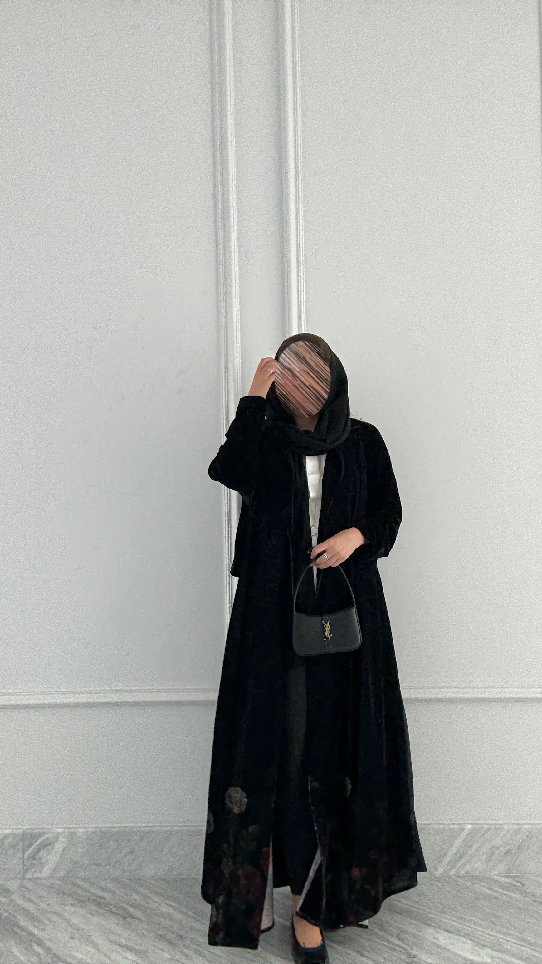 Velvet abaya