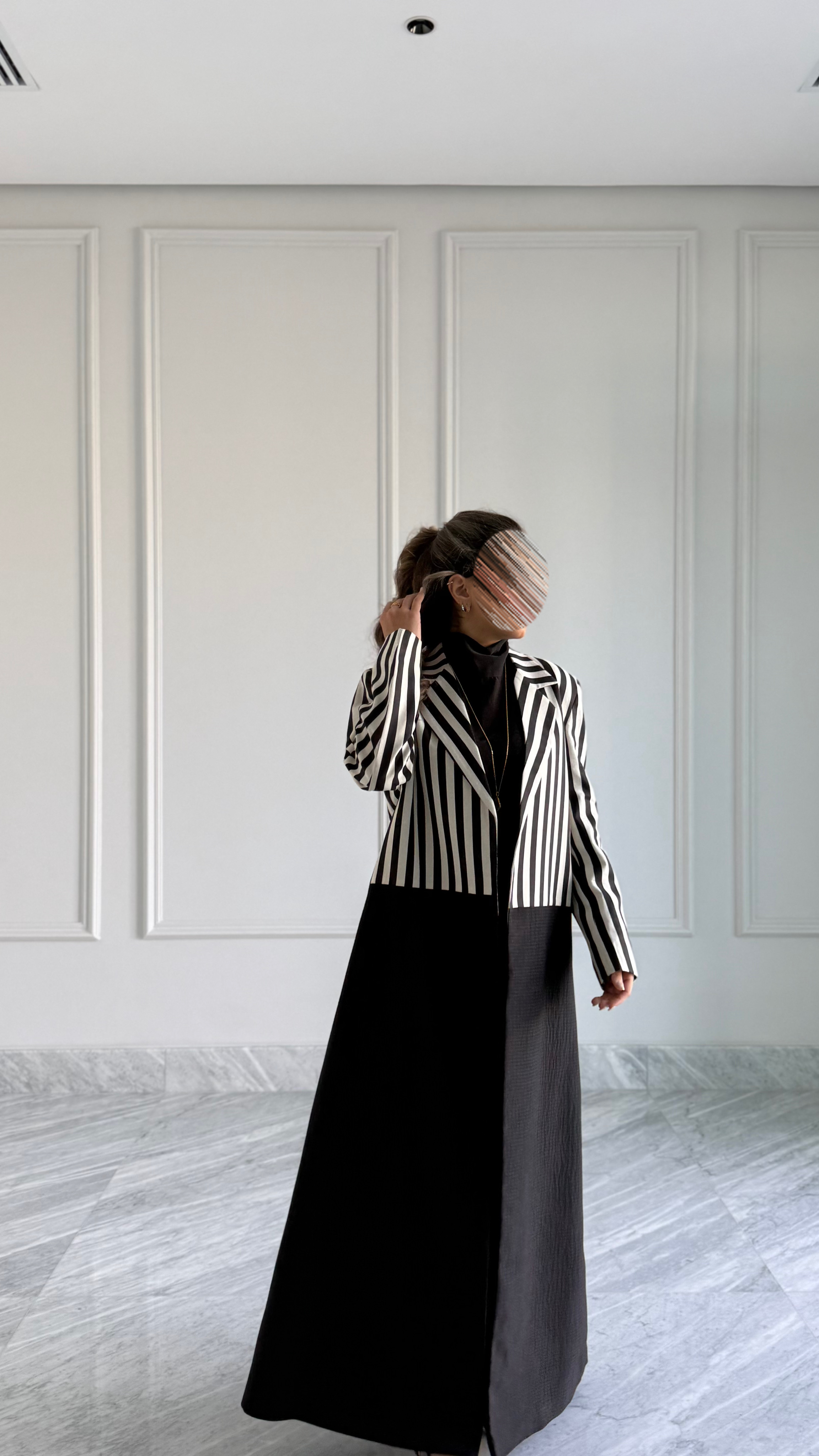 Zebra Abaya Black 