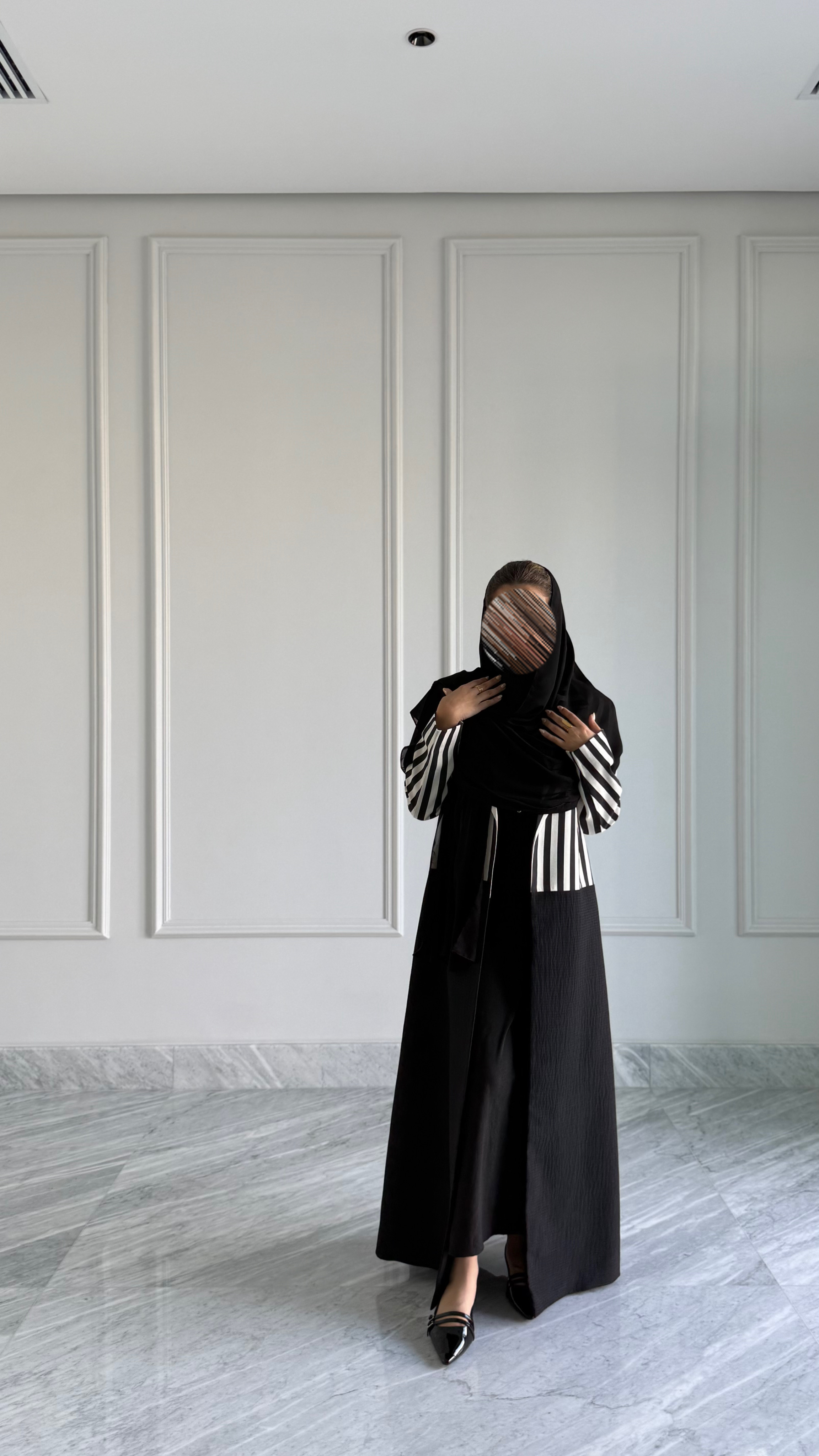 Zebra Abaya Black 