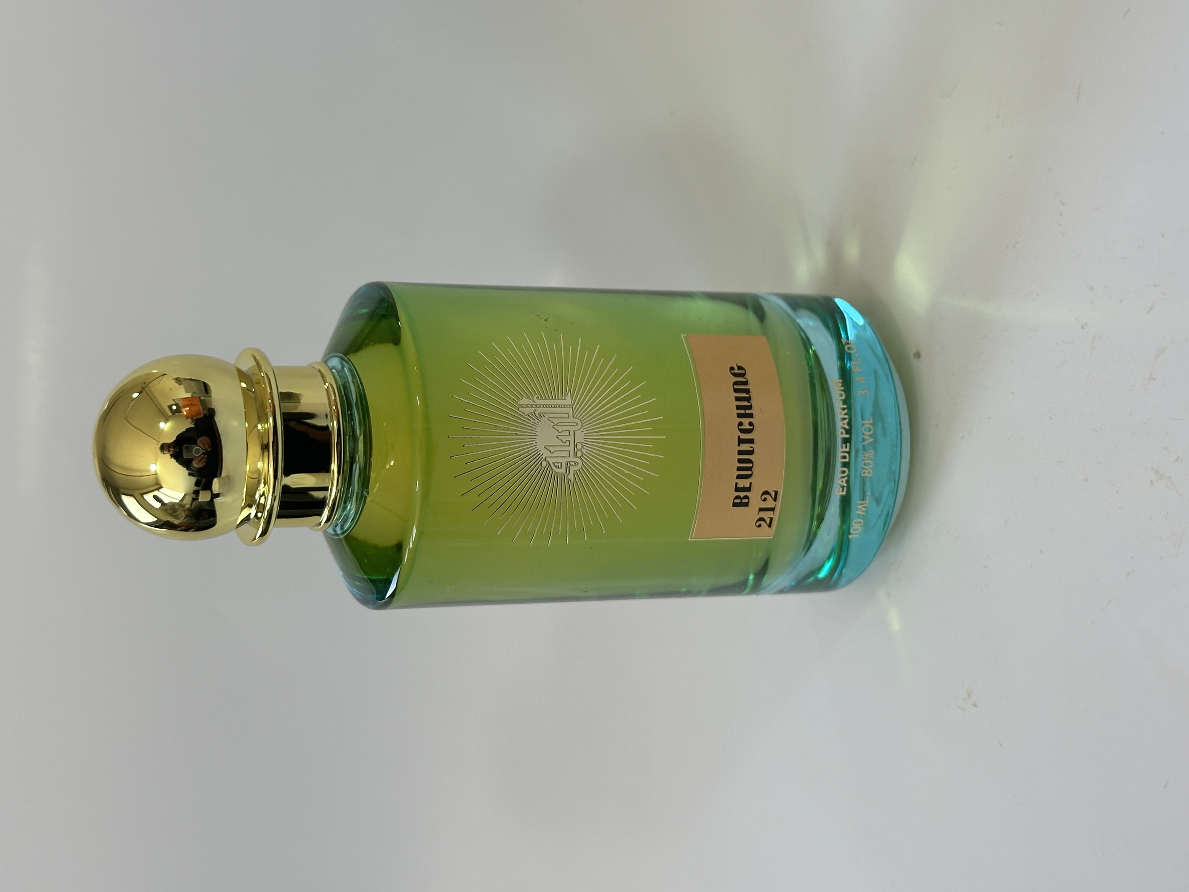 عطر زهري خشبي بلشنك