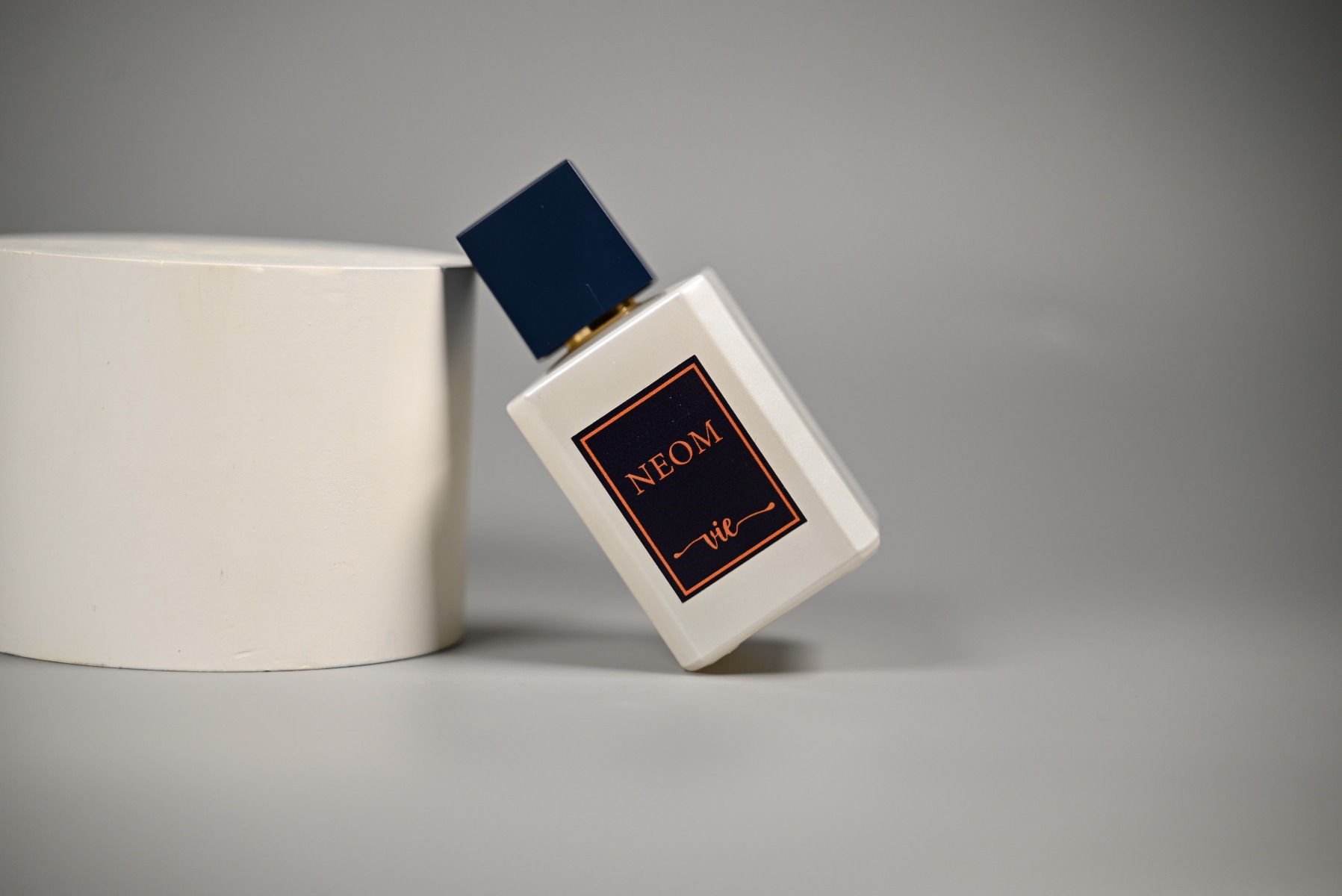 Neom