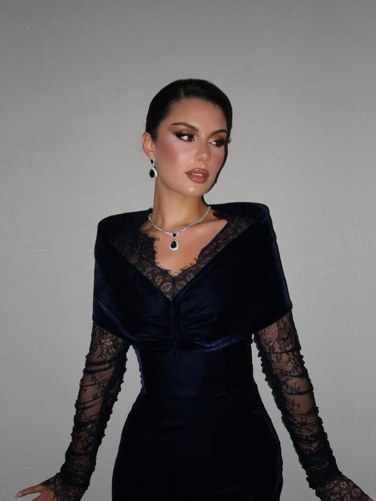 فستان مخمل كحلي مع دانتيل - XXXL/16