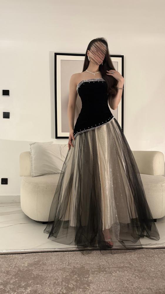 فستان ميرال باللون الاسود - XXXL/16