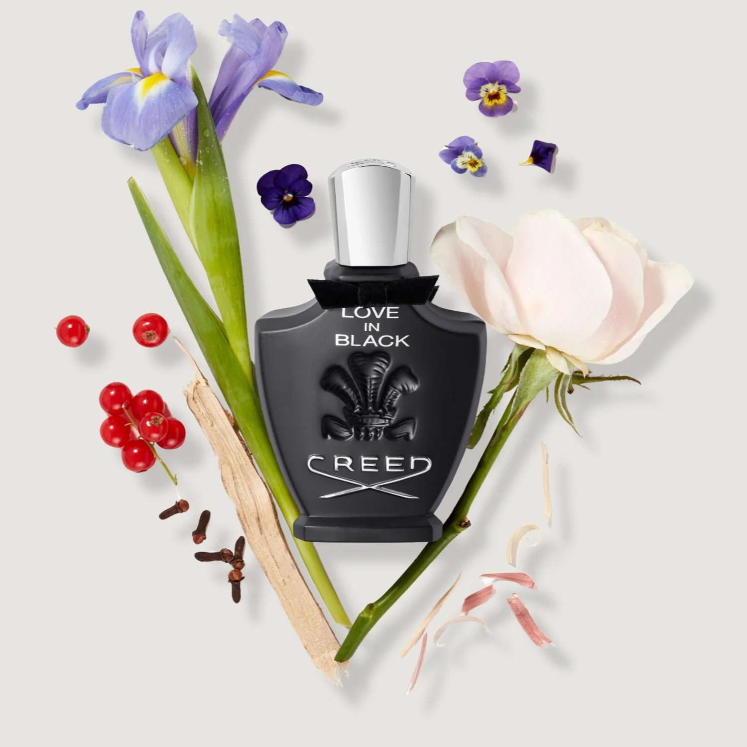 عطر كريد لوف إن بلاك النسائي او دو بارفيوم 75مل
