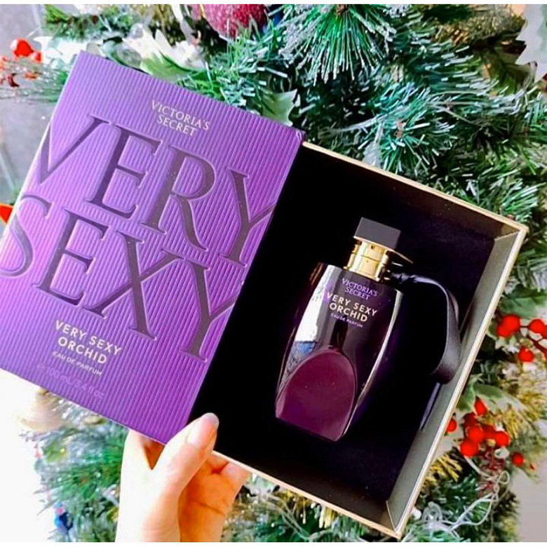 عطر فرموني للنساء من فيكتوريا سيكرت