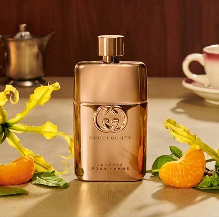 عطر قوتشي غليتي بور فيم الابيض انتنس او دو بارفيوم 50مل