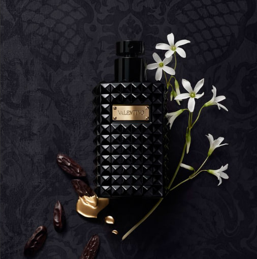 عطر فالنتينو نوار ابسولو مسك اسنس او دو بارفيوم 100مل