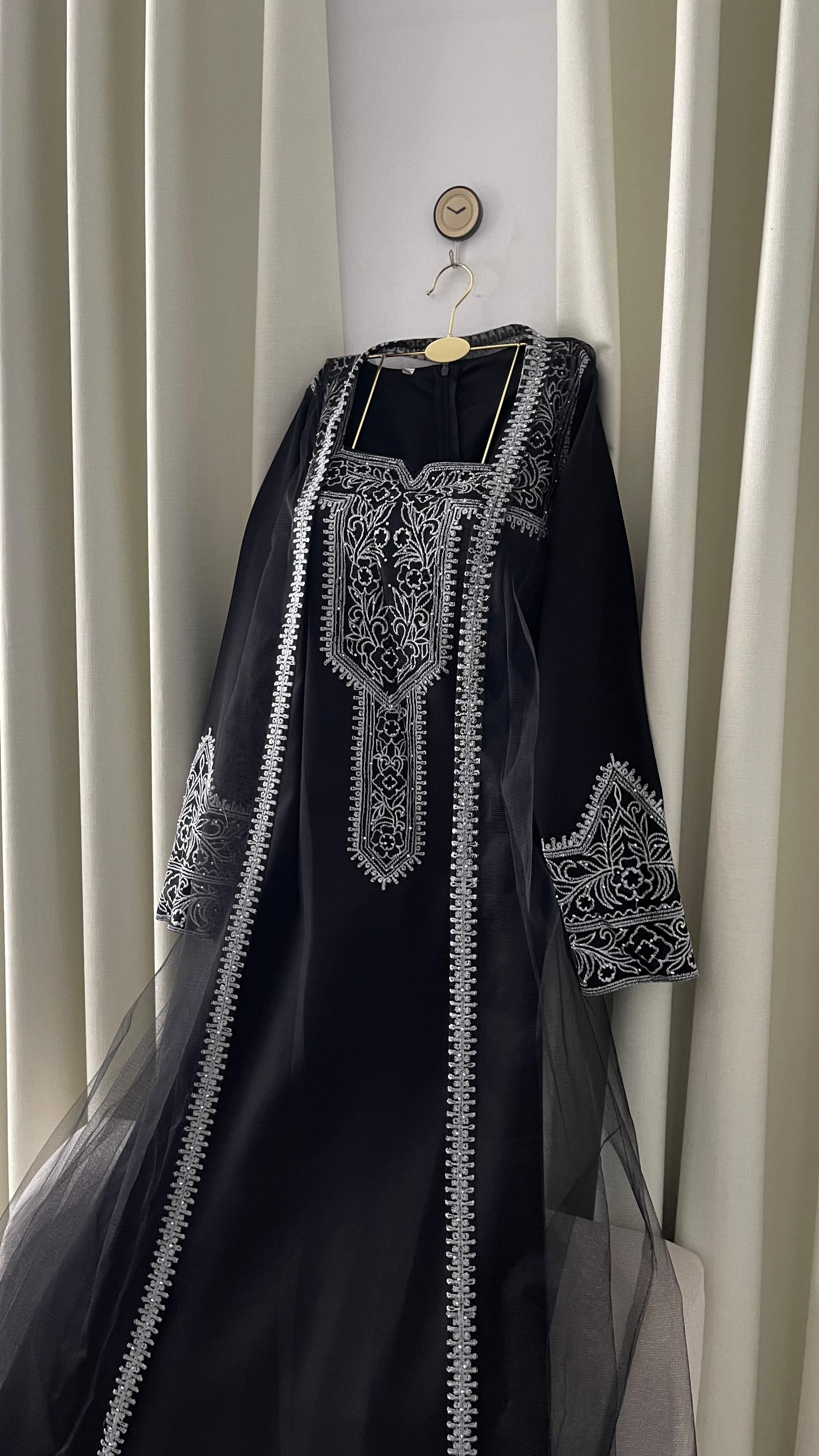  فستان سهرة بقطعتين خرز كمبيوتر من ROSE FASHION  