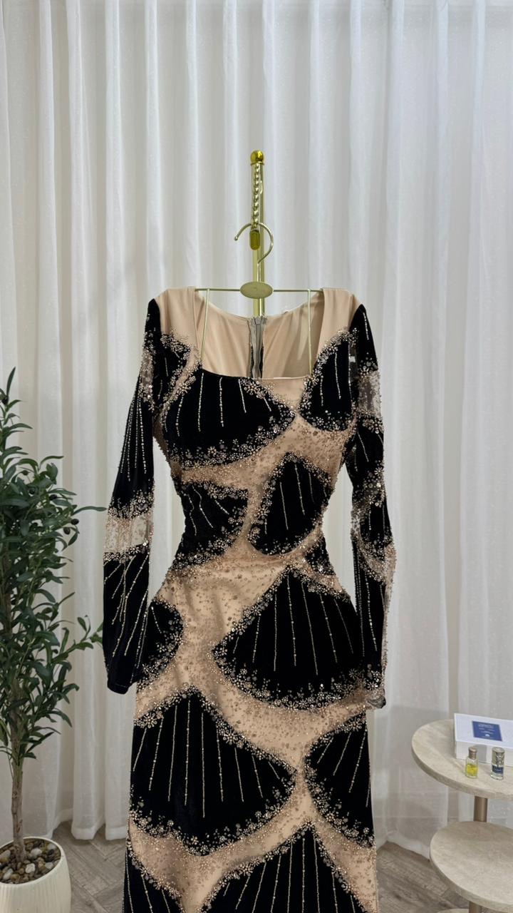  فستان سهرة أسود شامبين بتطريز هندسي لامع - ROSE FASHION  
