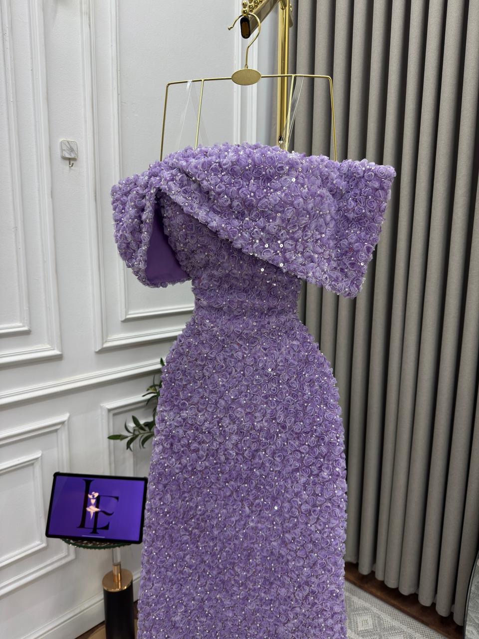  فستان سهرة موف بقصة فيونكة فاخرة -ROSE FASHION  