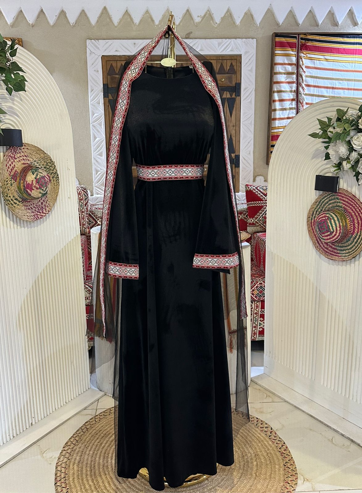  جلابيه مخمل ليوم التأسيس بشال فاخر 