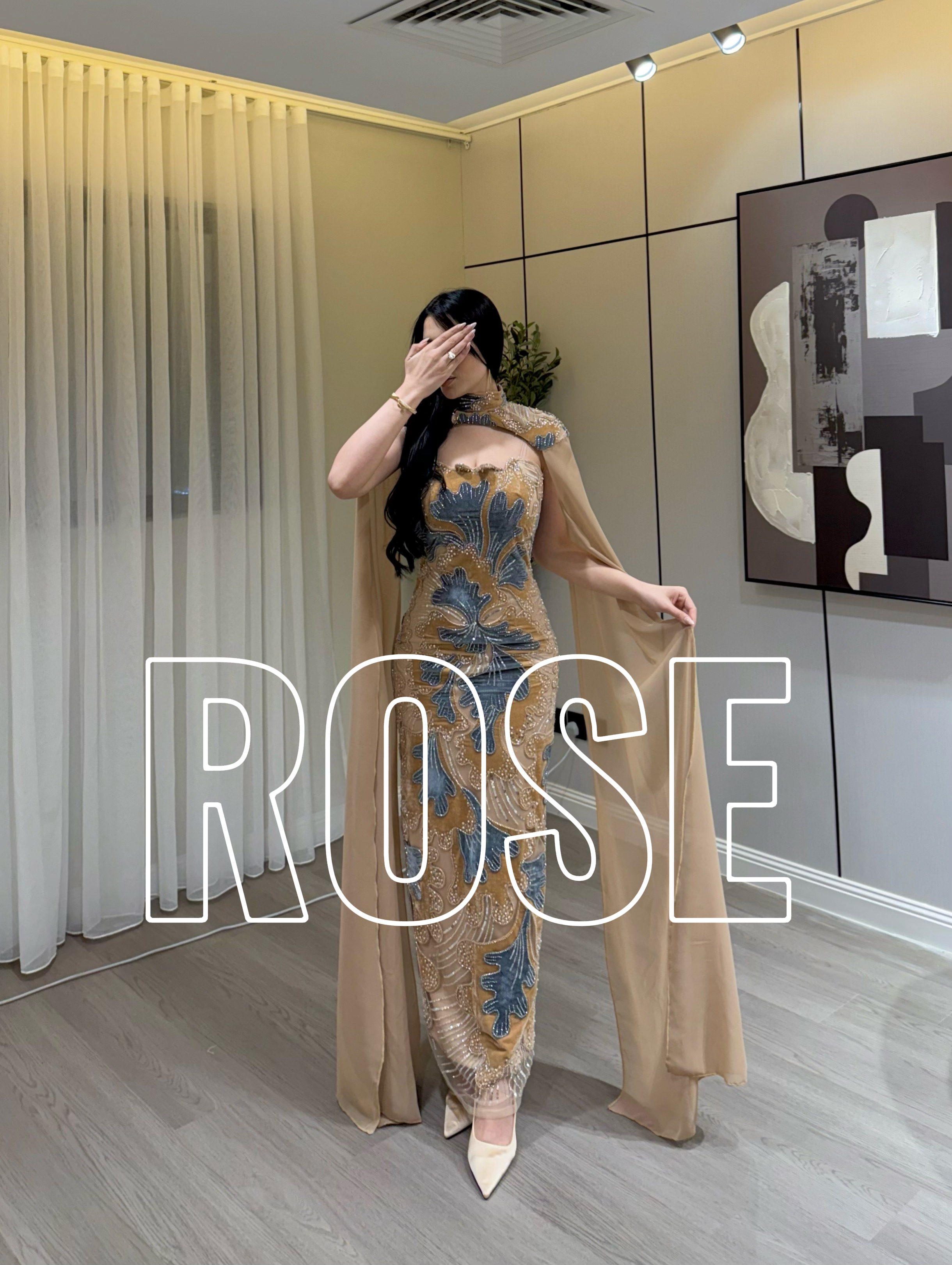  فستان سهرة ملكي مع كاب طويل من ROSE FASHION  