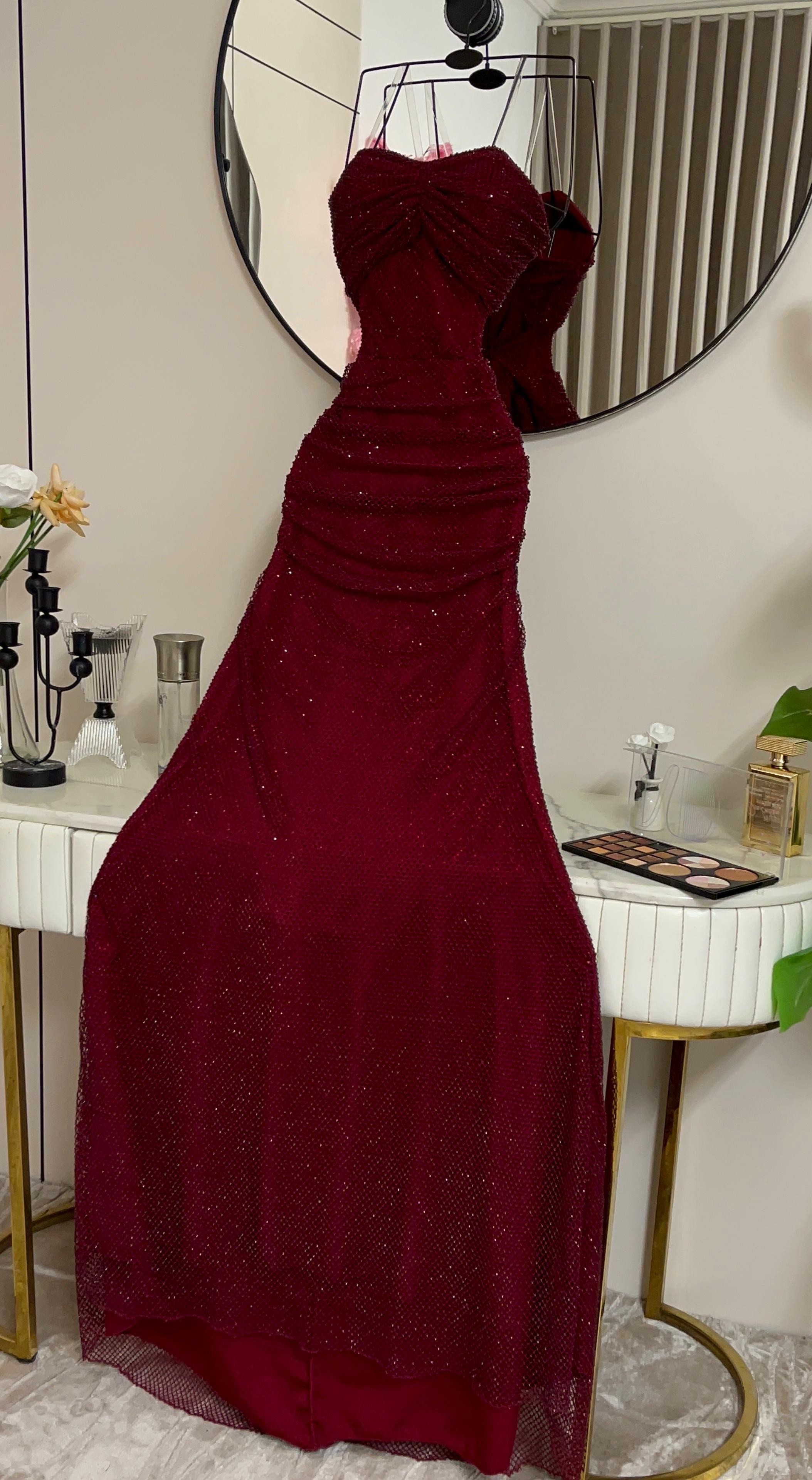  فستان سهرة خمري لامع بقصة حورية - ROSE FASHION  