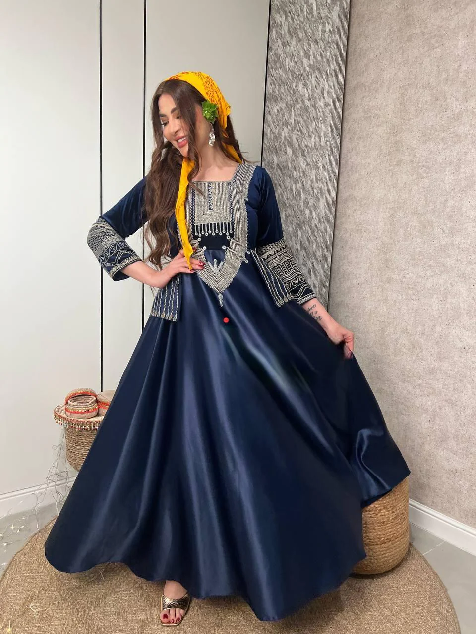  جلابيه عسيري تصميم جديد كحلي 