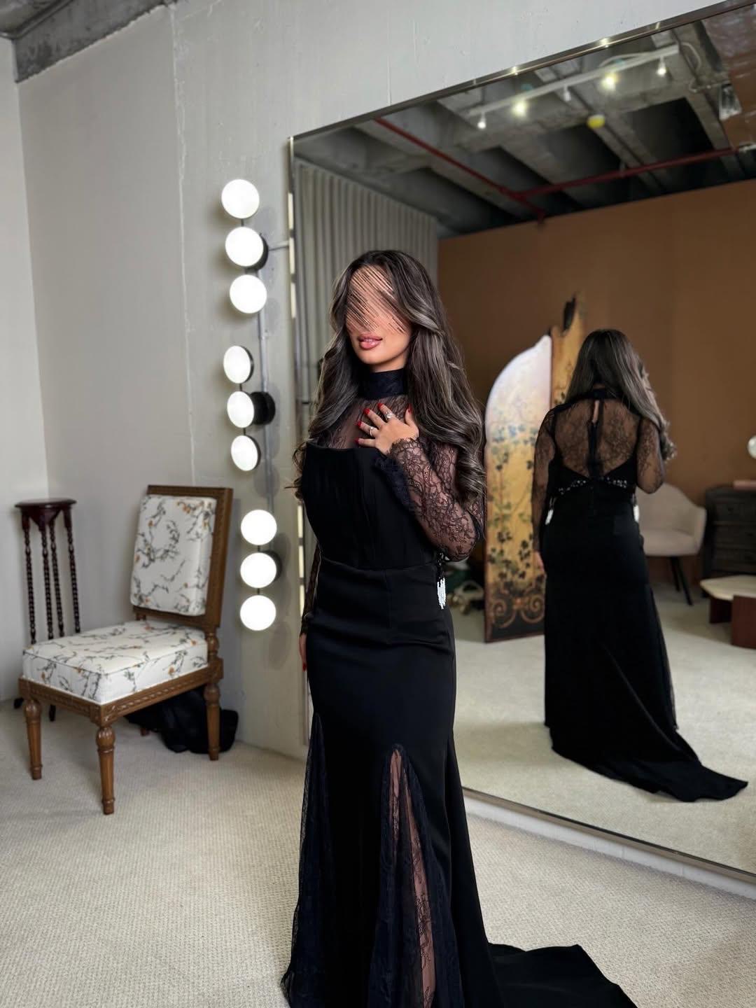  فستان سهرة أسود دانتيل بذيل طويل من ROSE FASHION  
