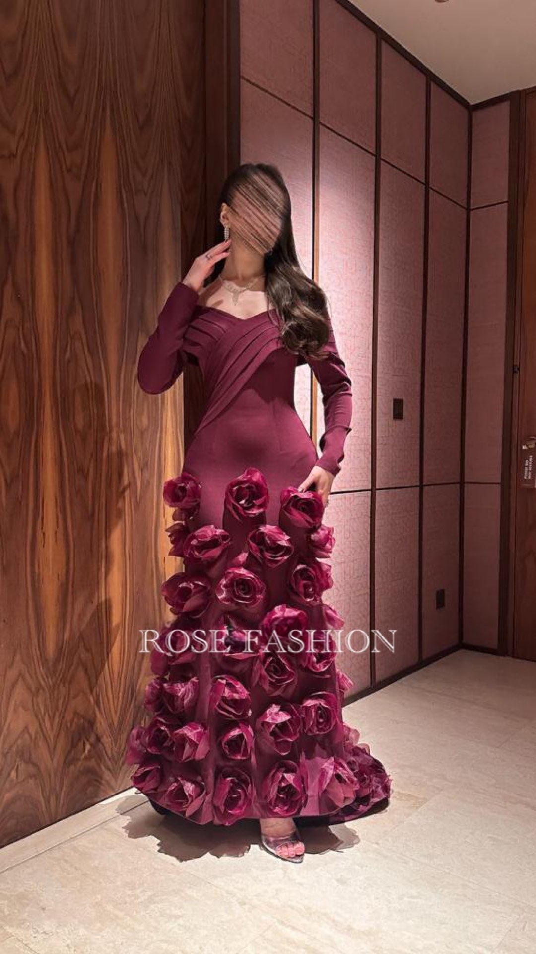  فستان سهرة عنابي فاخر بتصميم ورود من ROSE FASHION  