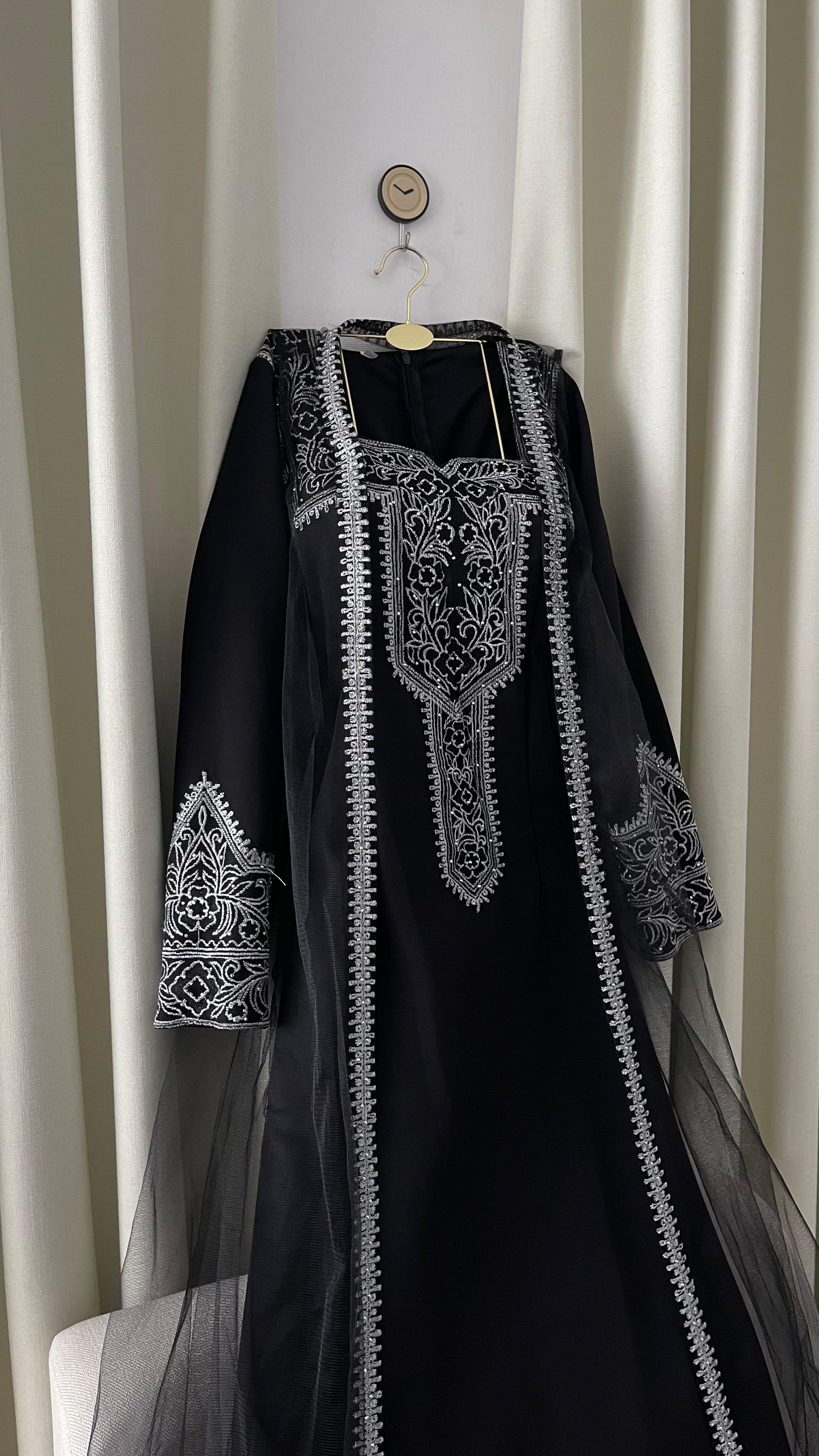  فستان سهرة بقطعتين خرز كمبيوتر من ROSE FASHION  