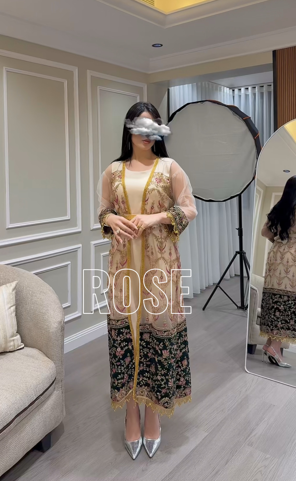   جلابية سهرة فاخرة بتطريز ملكي راقي  