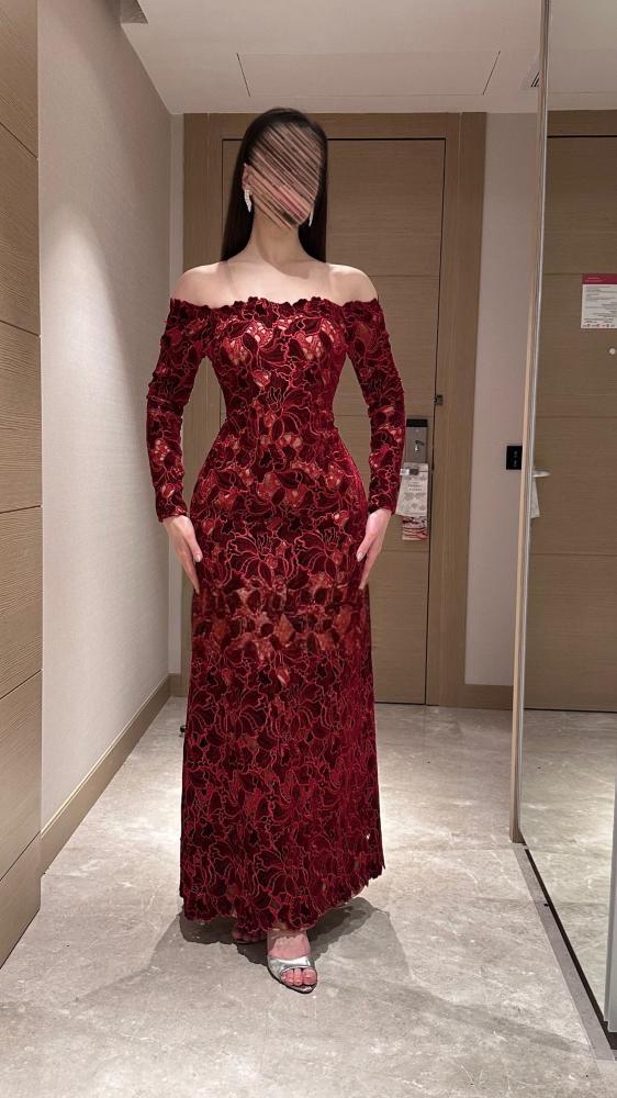   فستان سهرة اوف شولدر احمر من ROSE FASHION  