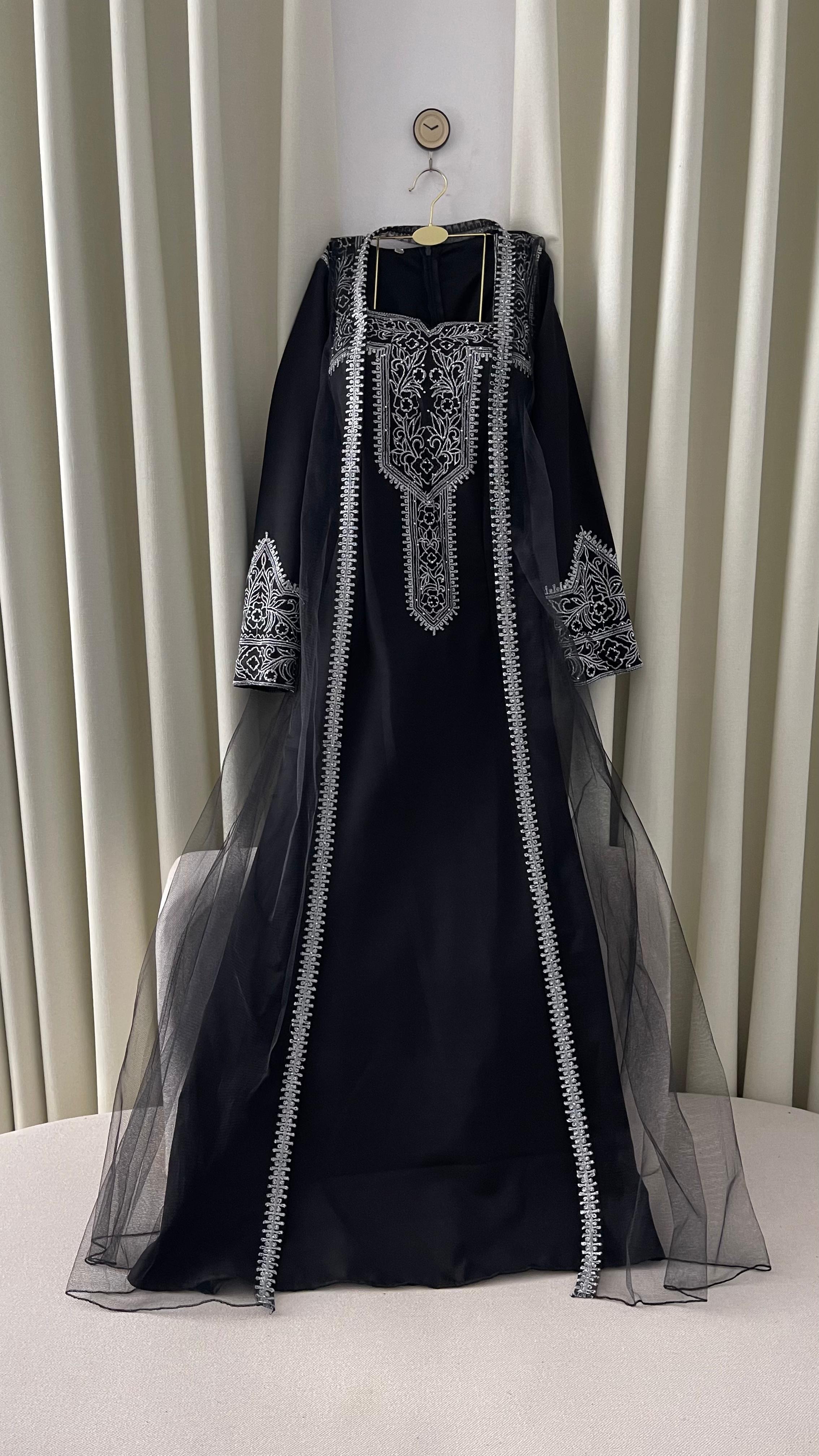  فستان سهرة بقطعتين خرز كمبيوتر من ROSE FASHION  