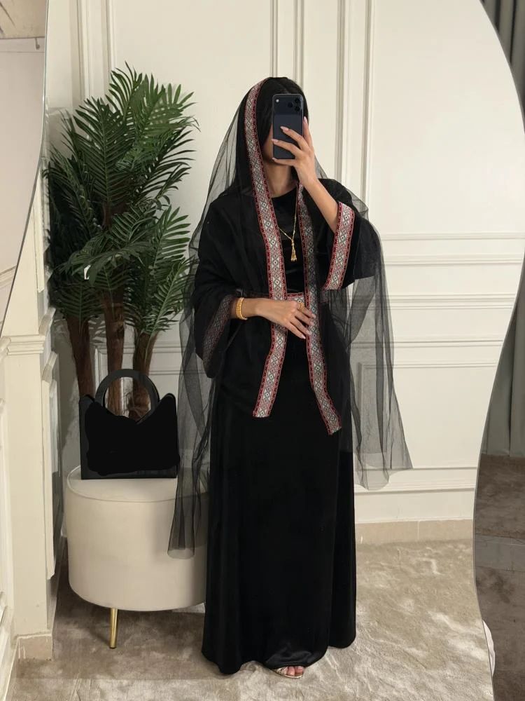  جلابيه مخمل ليوم التأسيس بشال فاخر 