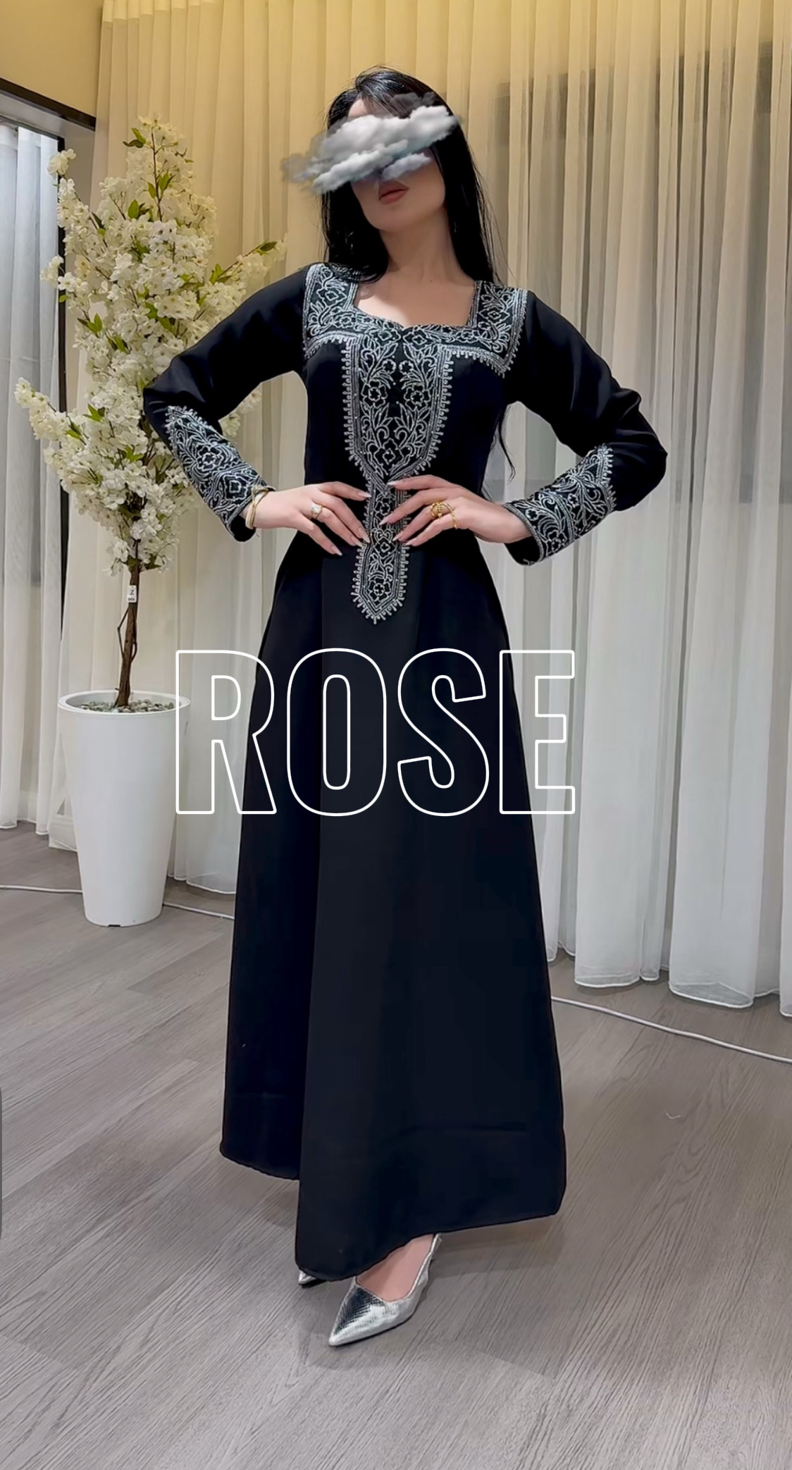   جلابية سهرة أسود بتطريز ملكي فاخر من ROSE FASHION  