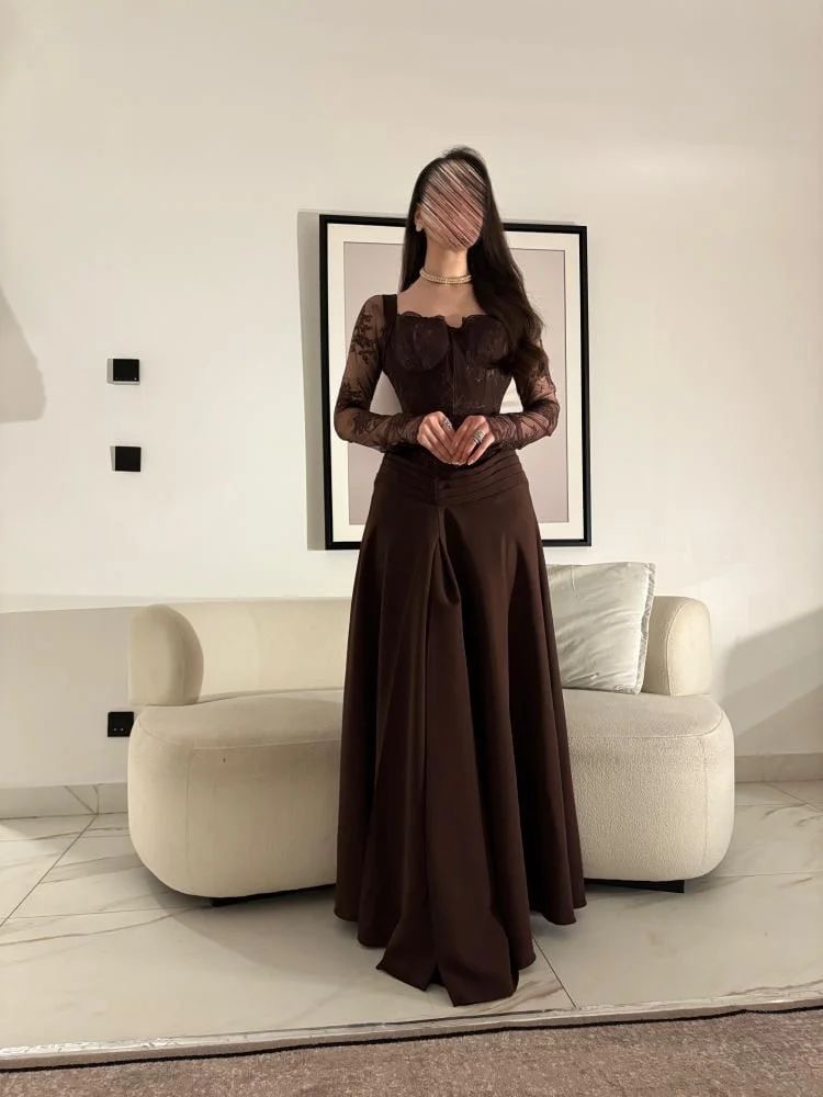  فستان سهرة بني دانتيل بأكمام طويلة كورسيه أنيق 