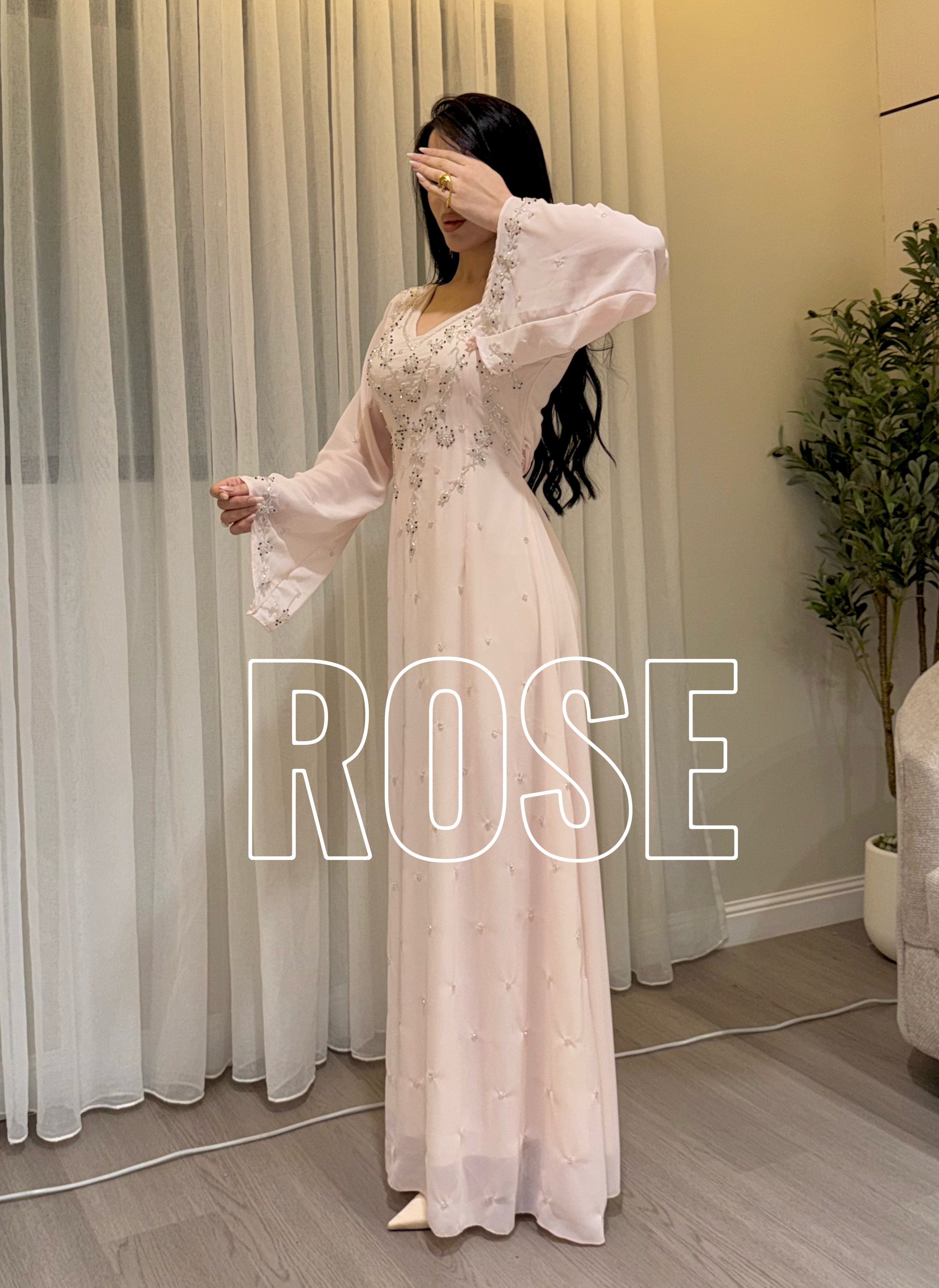  جلابية سهرة بتطريز فاخر واكمام واسعه من ROSE FASHION  