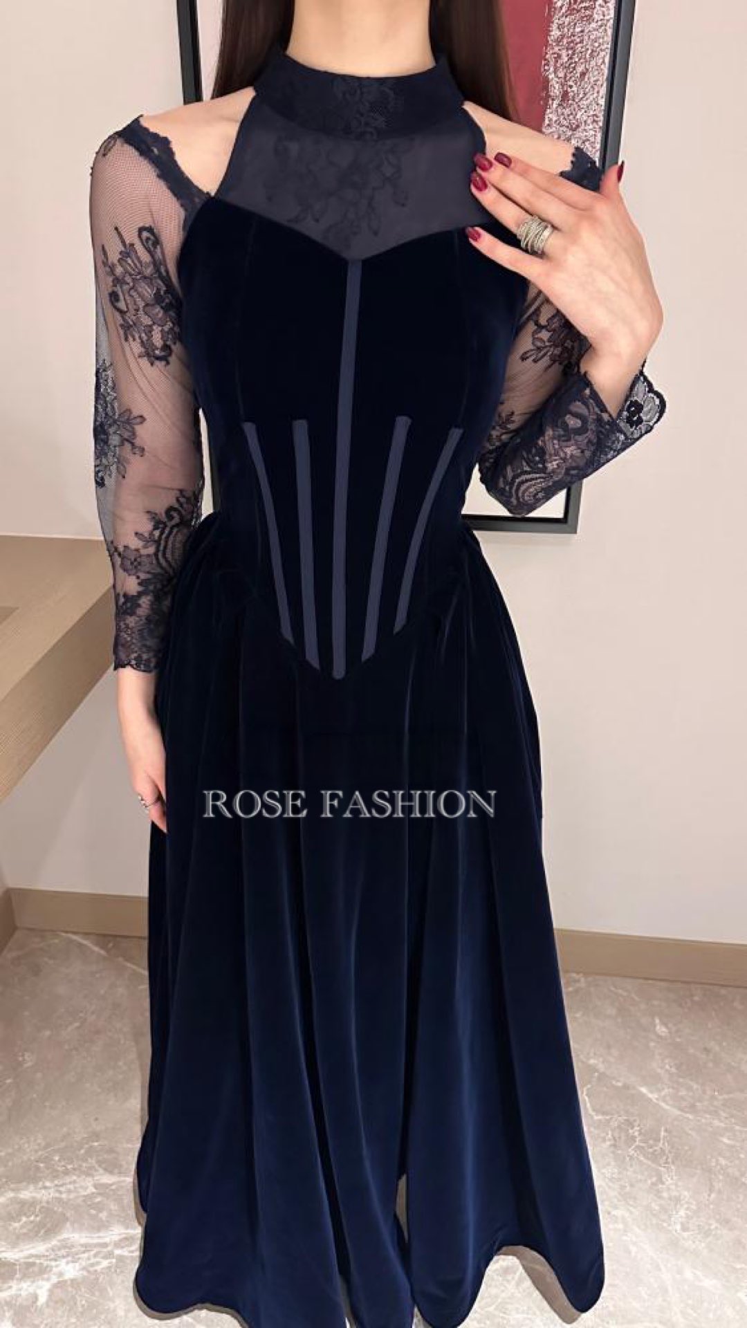   فستان سهرة كحلي كورسية باكمام دانتيل فاخرة - ROSE FASHION  