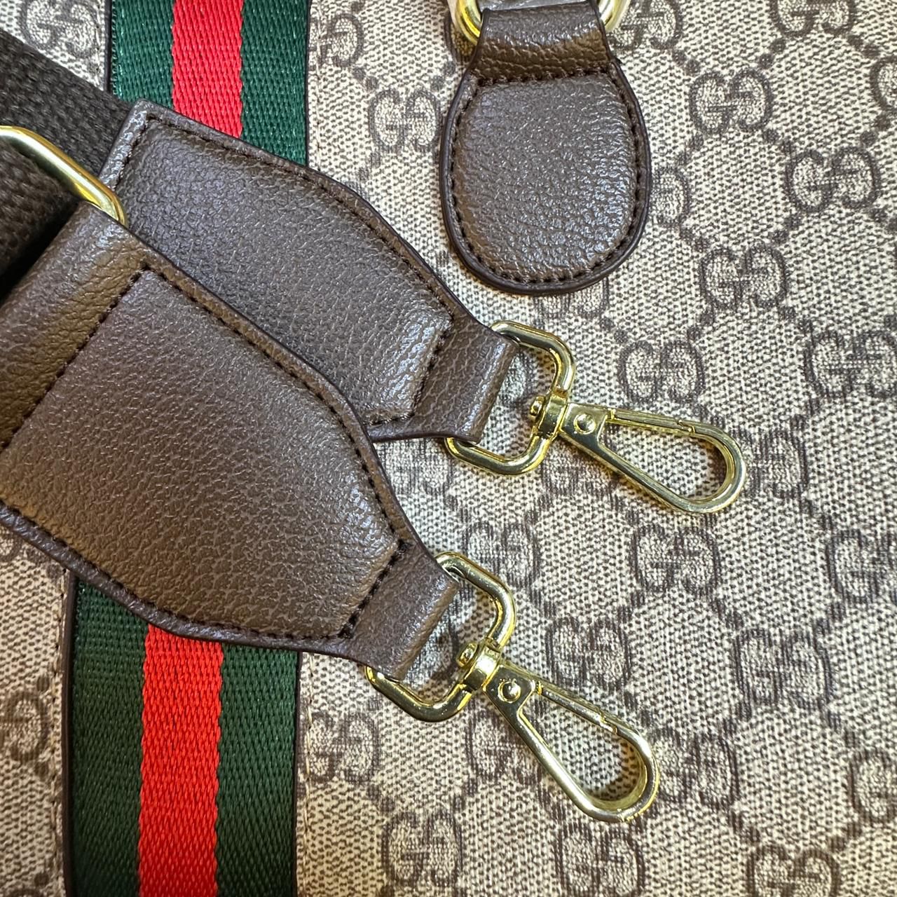  شنطة نسائية ماركة قوتشي  