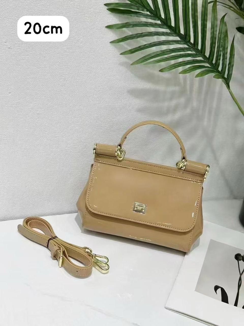  شنطة نسائية ماركة دولشي جابانا 
