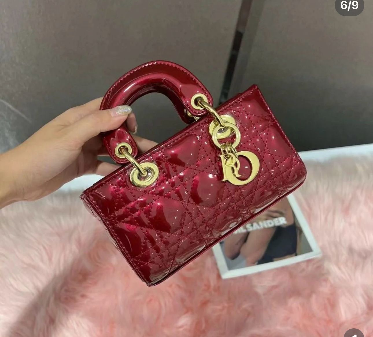  عنابي 
