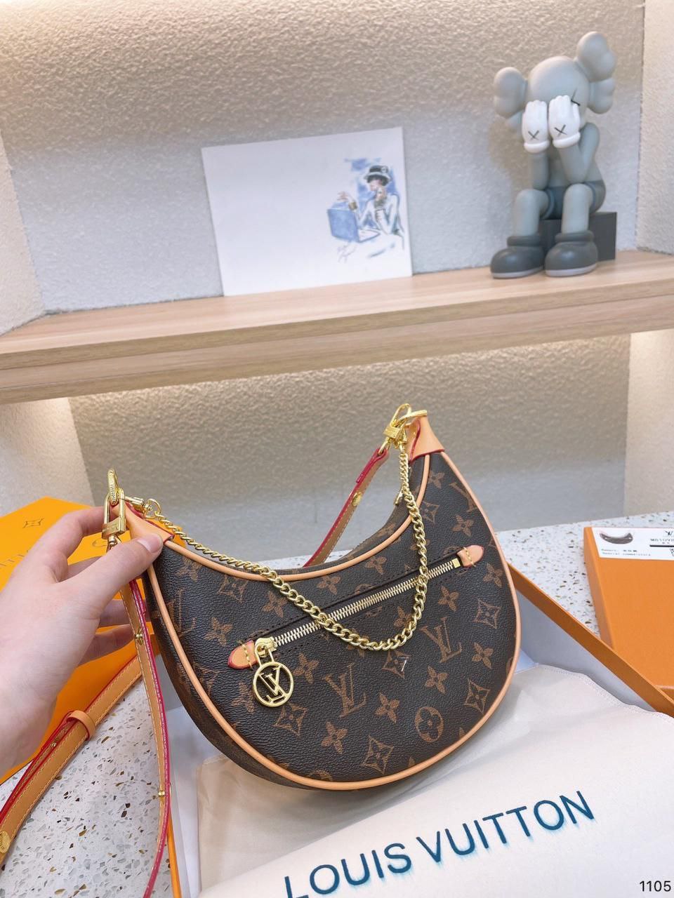  شنطة نسائية ماركة لويس فيتون 