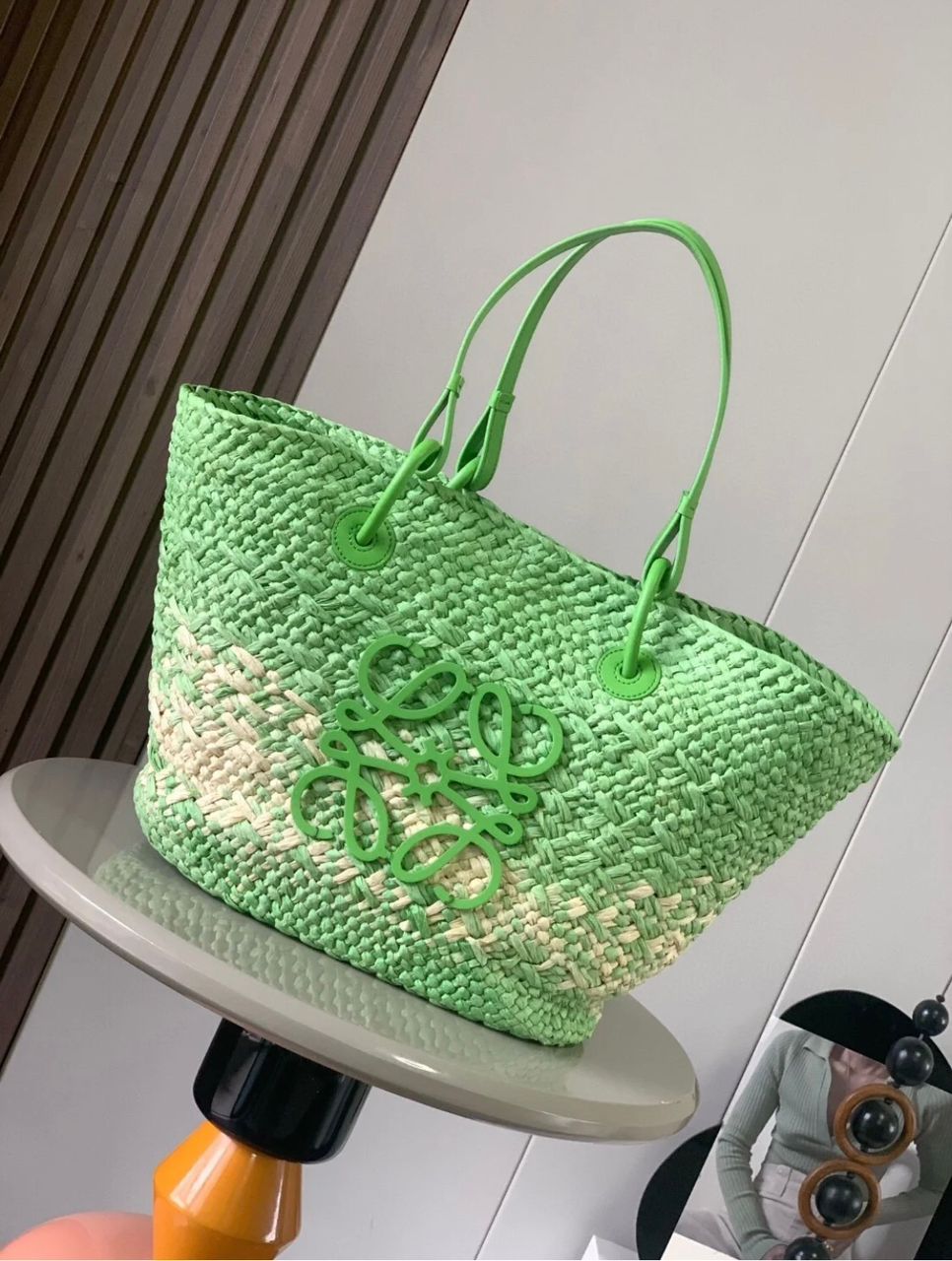  شنطة نسائية ماركة لوي 