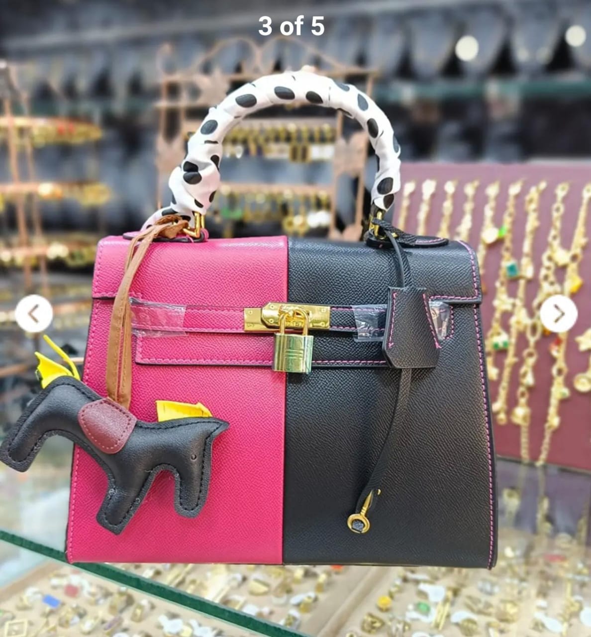 شنطة نسائية ماركة  