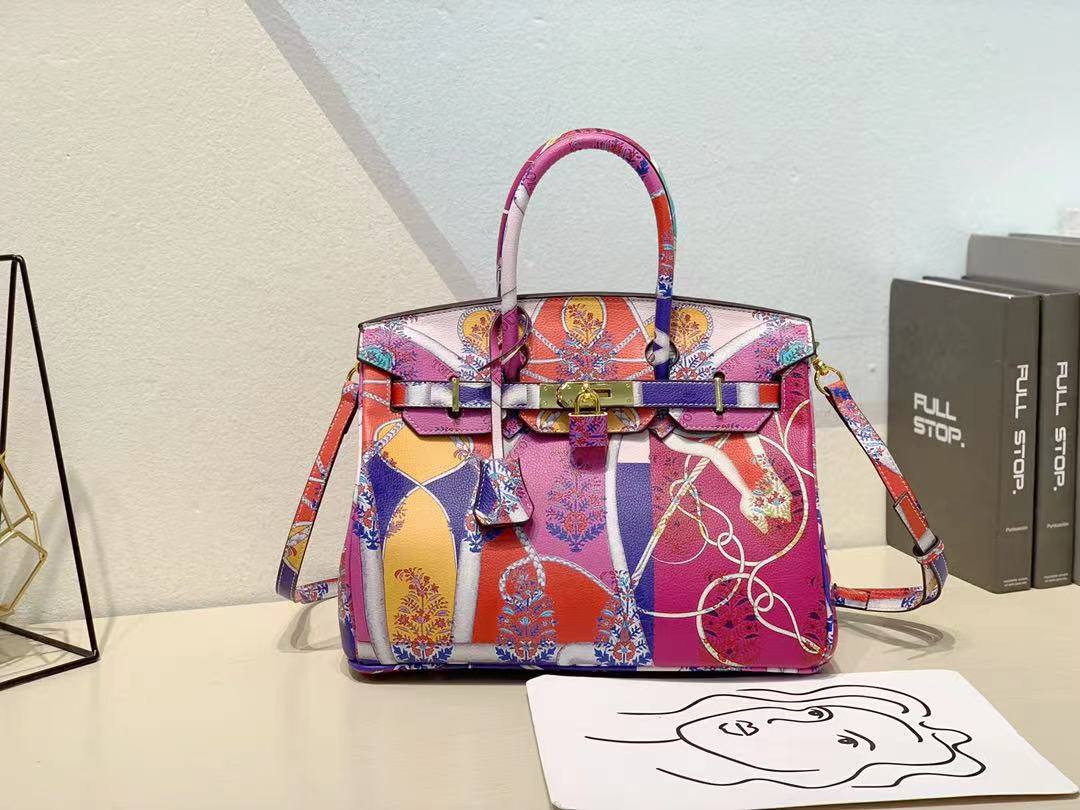  شنطة نسائية ماركة هرمز 