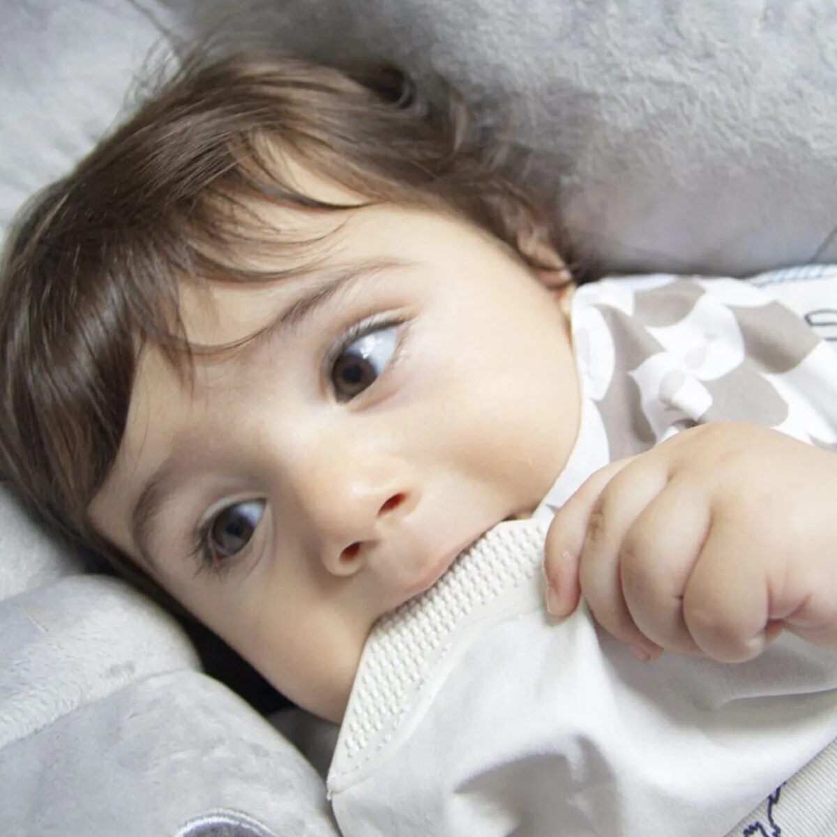 مريلة عضاضة تسنين Babyjem