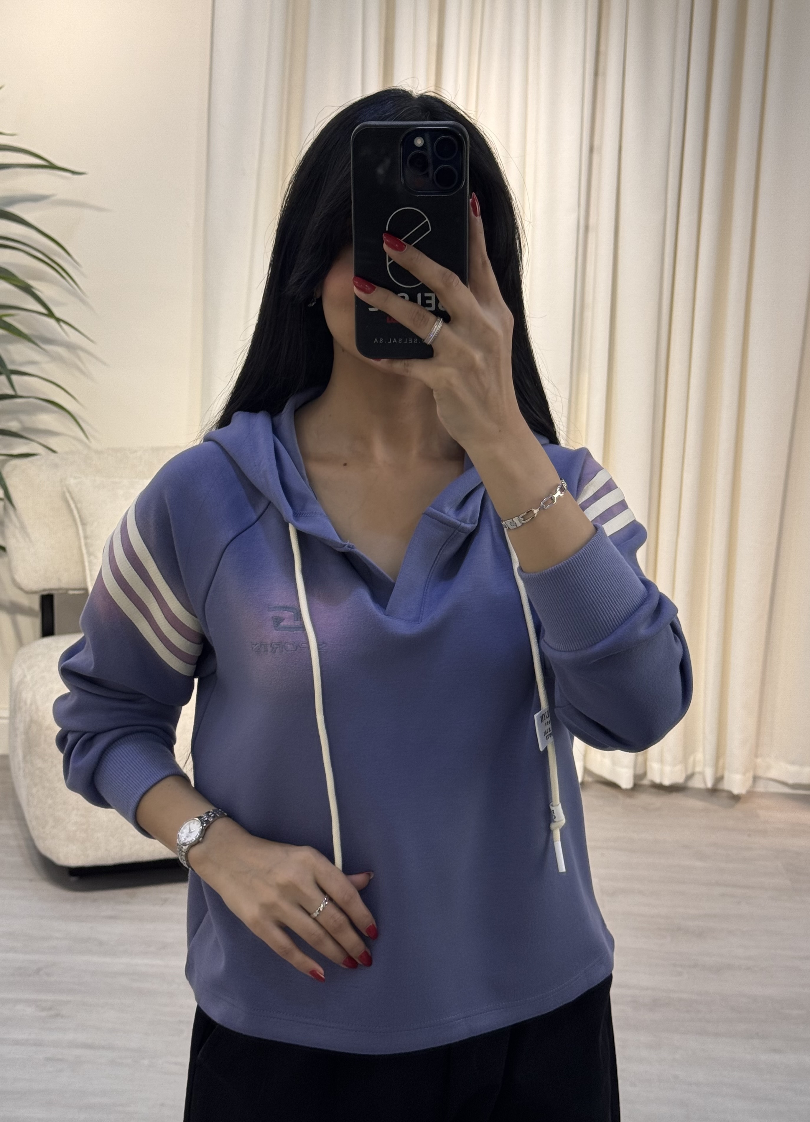  بلوفر قصير  