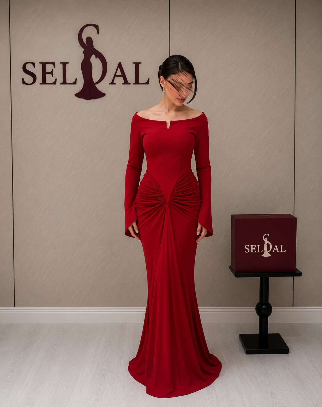  فستان سهرة بقصة أوف شولدر وأكمام واسعة 