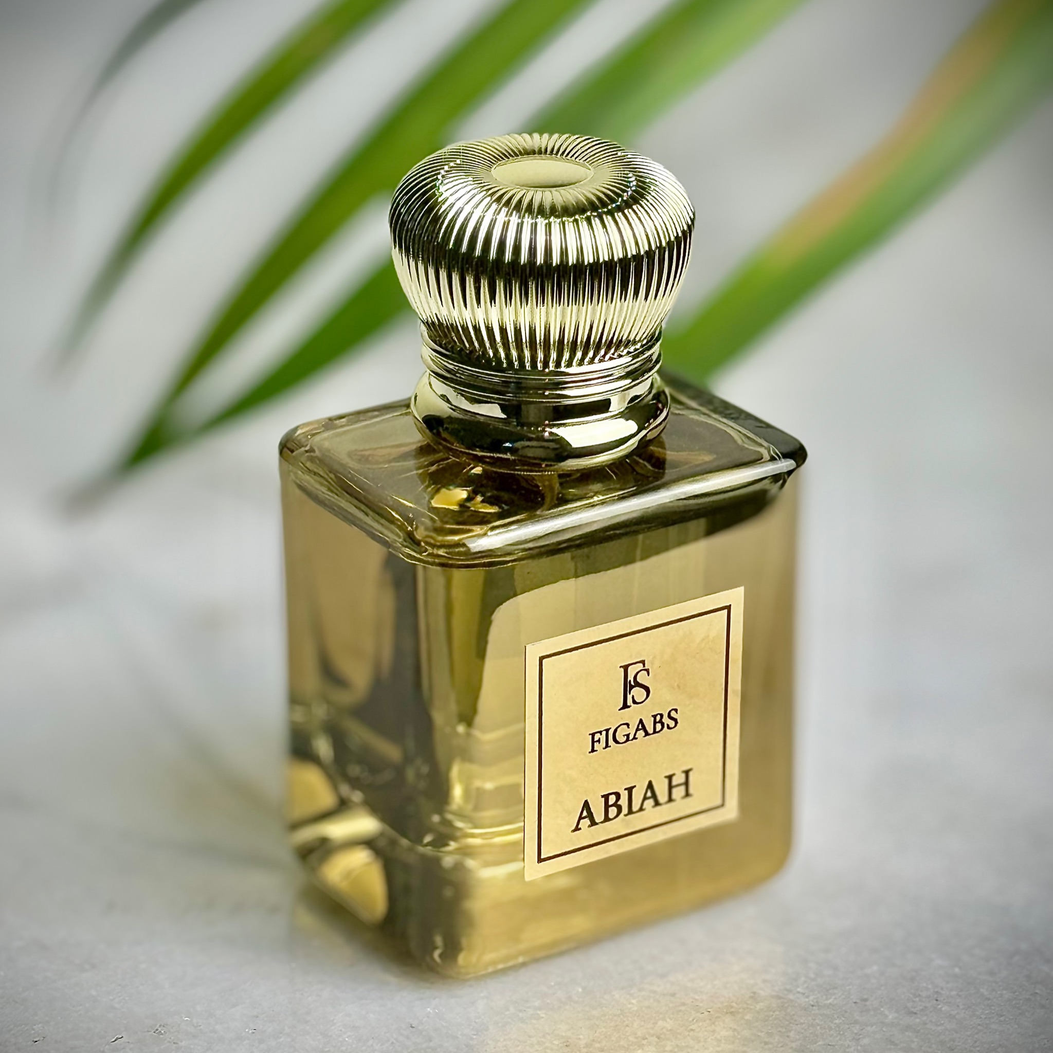 عطر عبيه