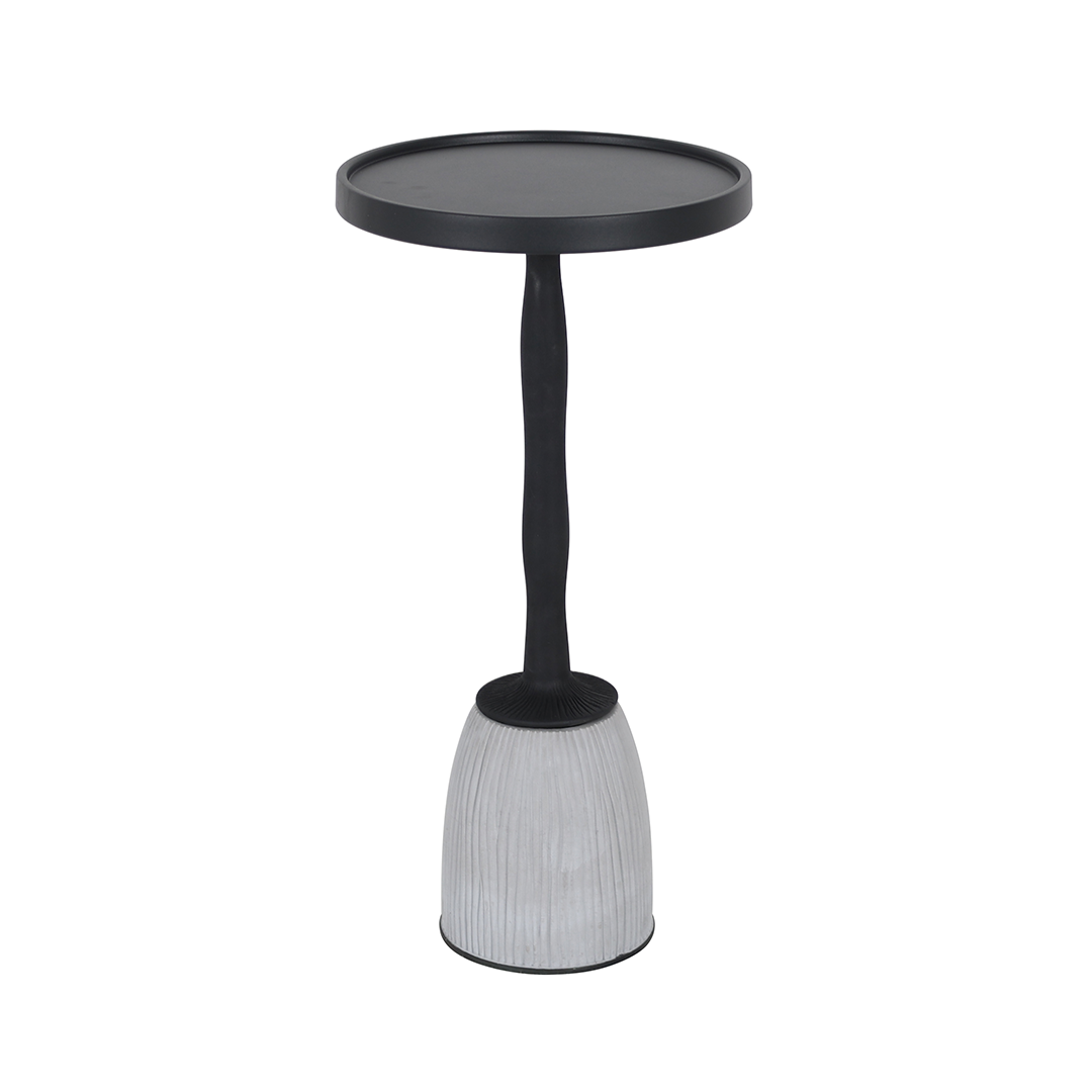 طاولة كونكريت