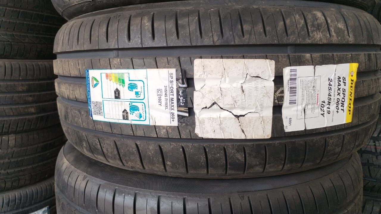  245/45/19 دنلوب يابانى 2025 