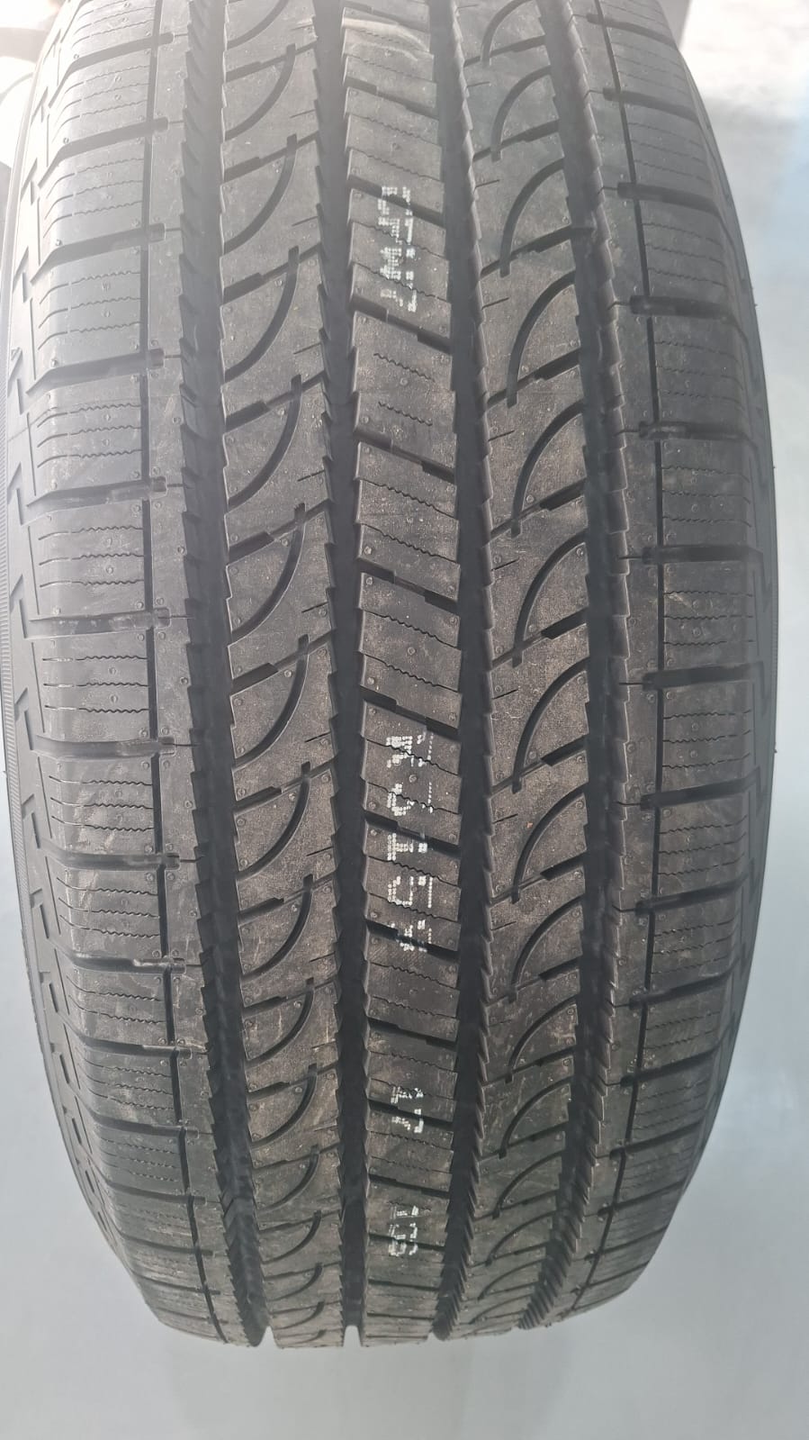  275/60/20 يوكوهاما G056 2026 