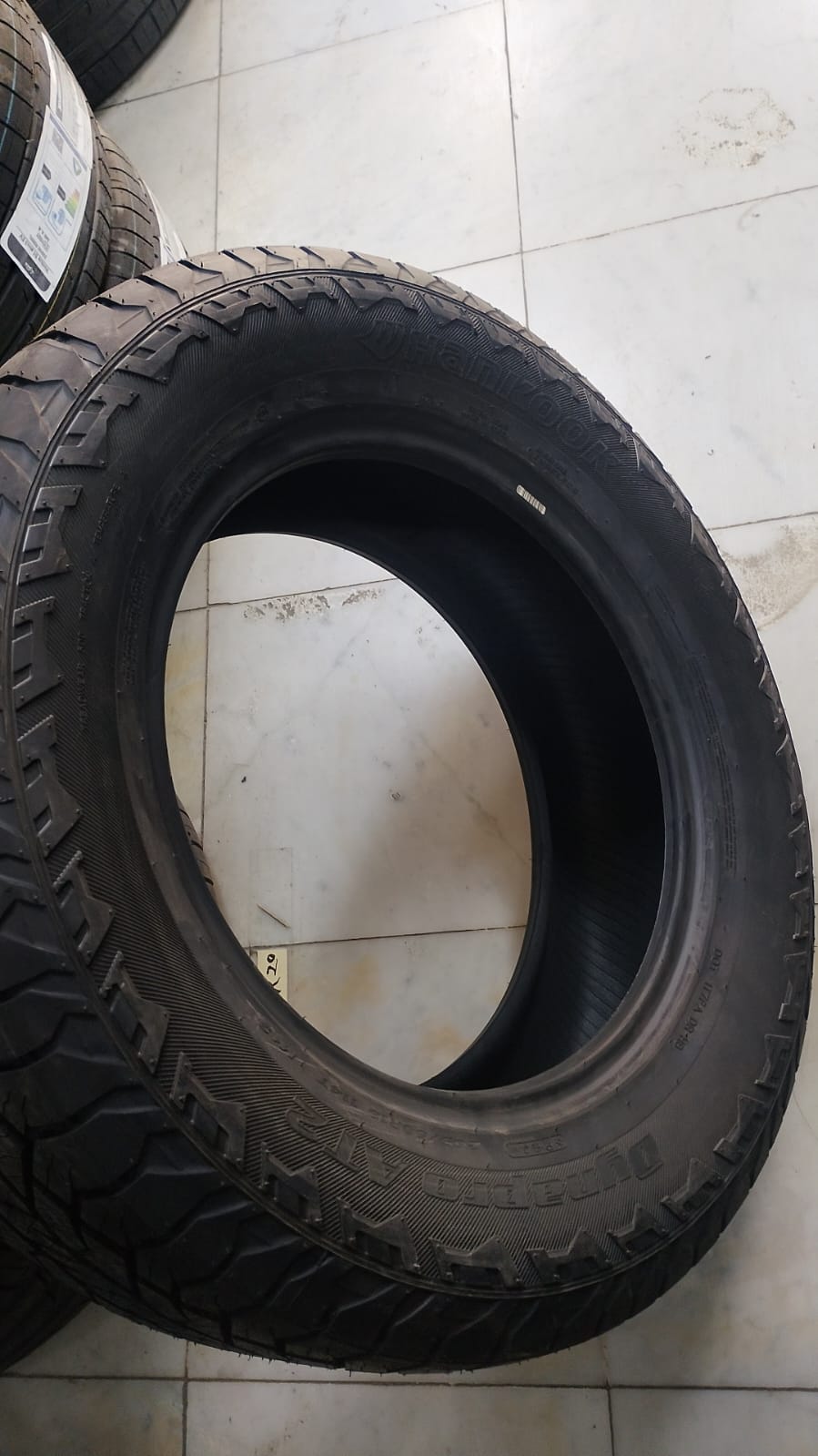  265/60/18 هانكوك كوري دعسة RF11 2025 