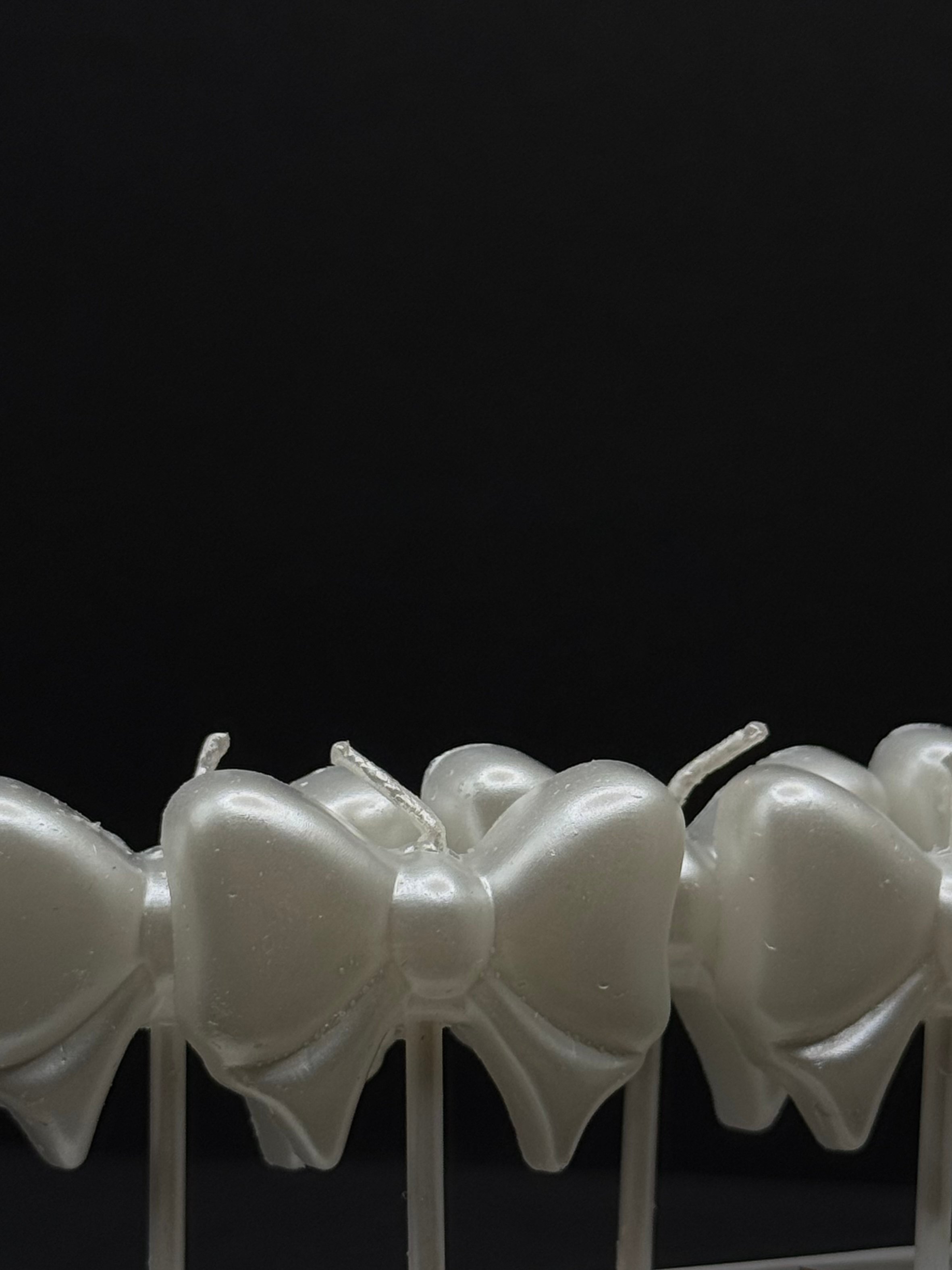 White Bow Candle